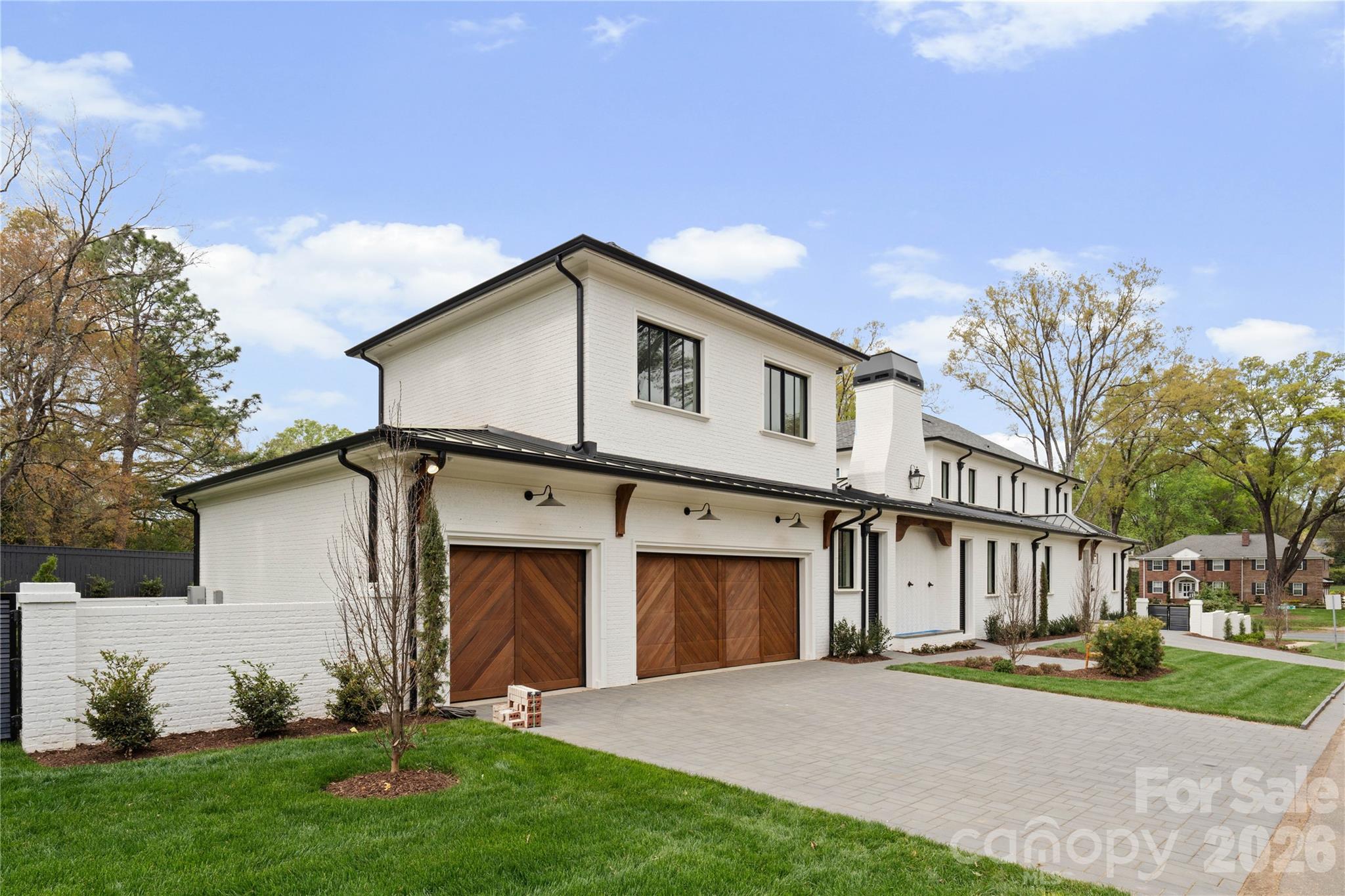 2208 Overhill Road — Charlotte