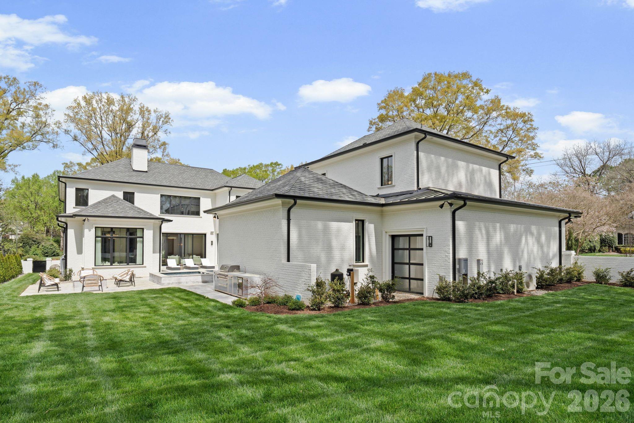 2208 Overhill Road — Charlotte