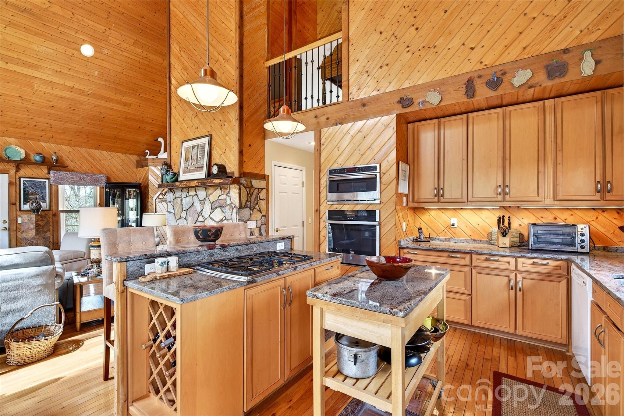 600 Sassafras Drive — Spruce Pine