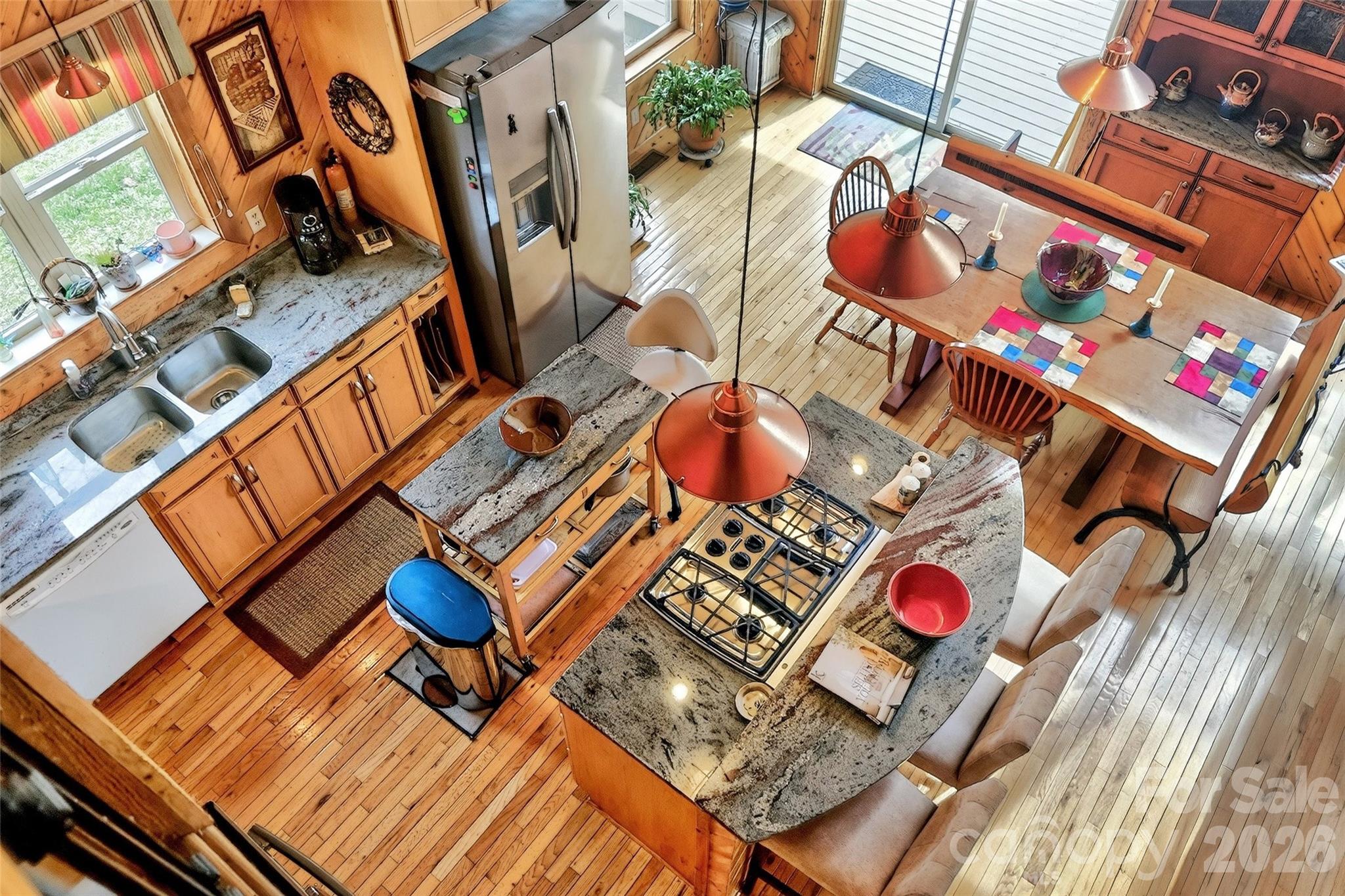 600 Sassafras Drive — Spruce Pine