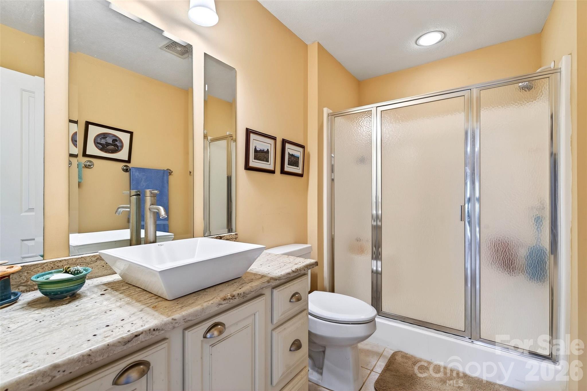 600 Sassafras Drive — Spruce Pine