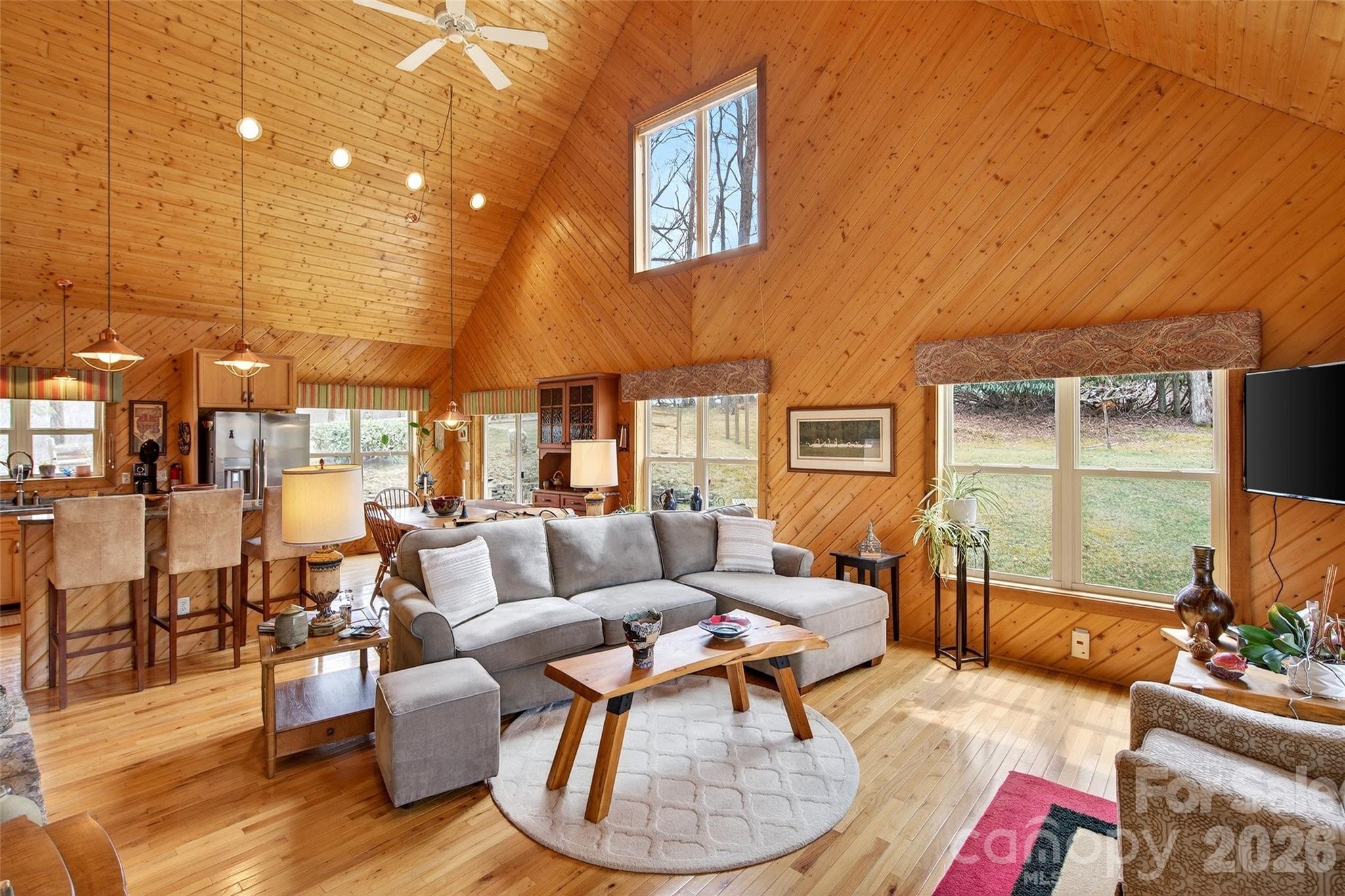 600 Sassafras Drive — Spruce Pine