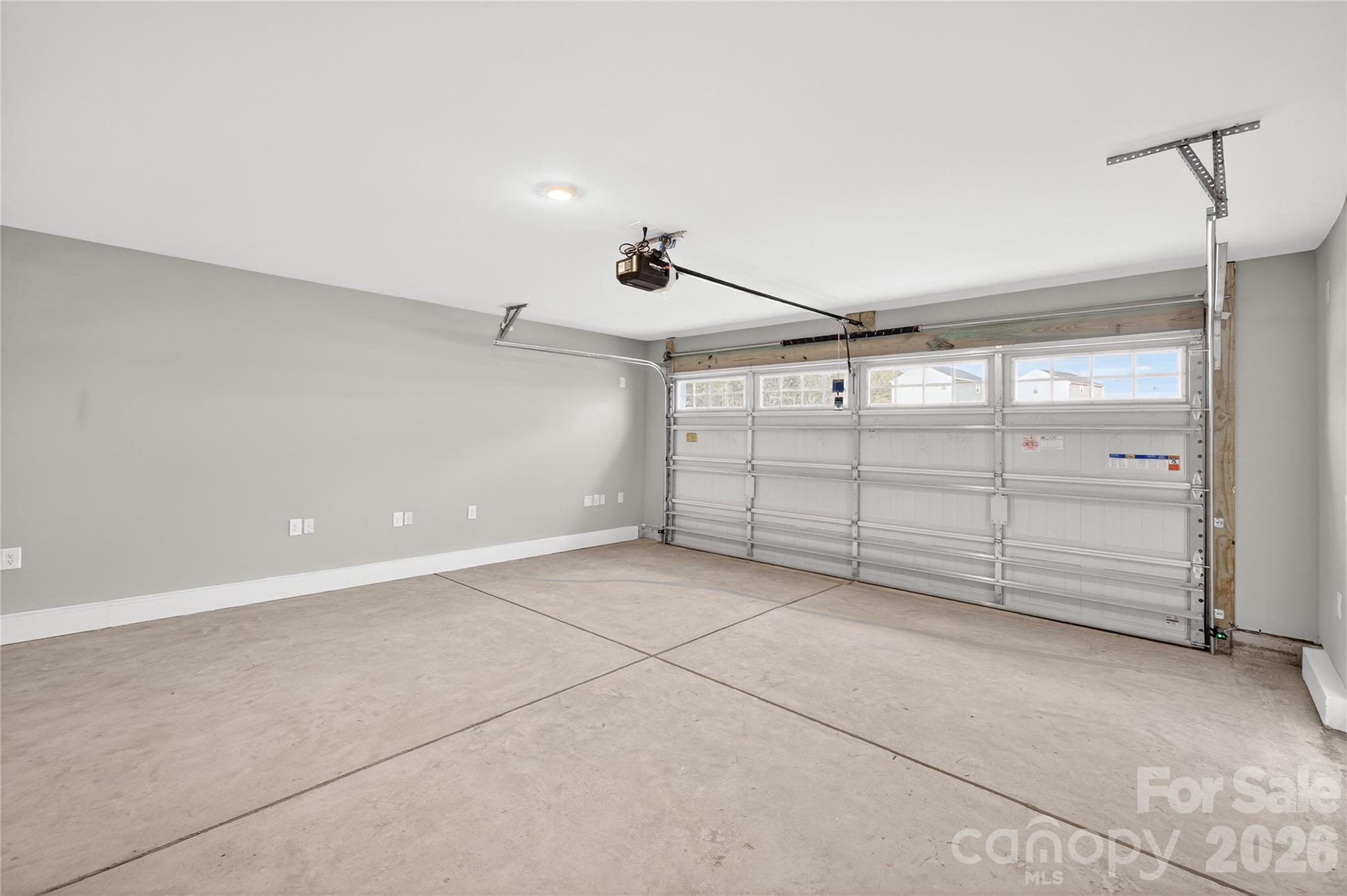 609 Nesbe Street — Lancaster