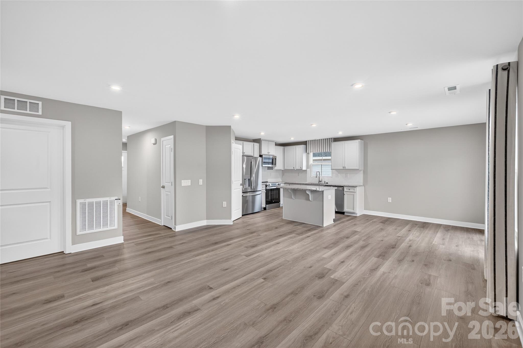 609 Nesbe Street — Lancaster