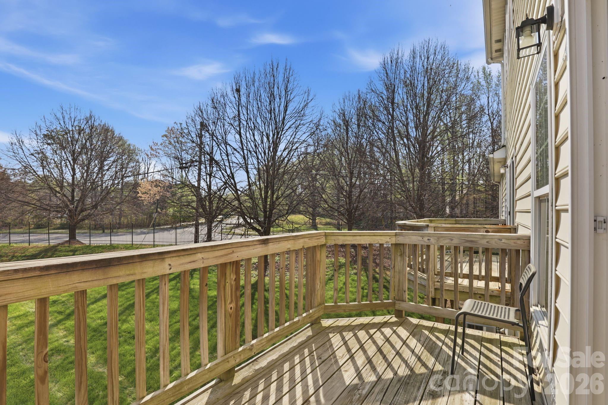 2814 Avalon Loop Road — Charlotte