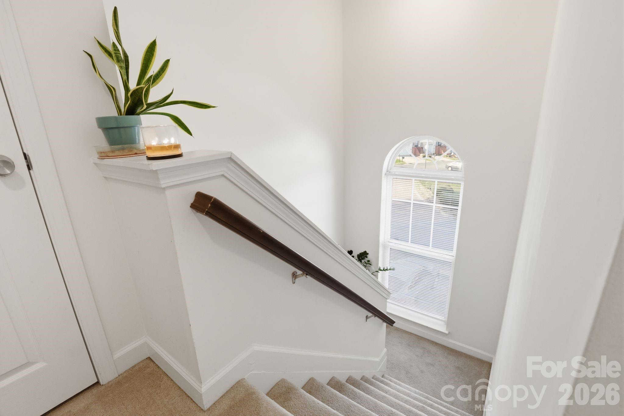 2814 Avalon Loop Road — Charlotte