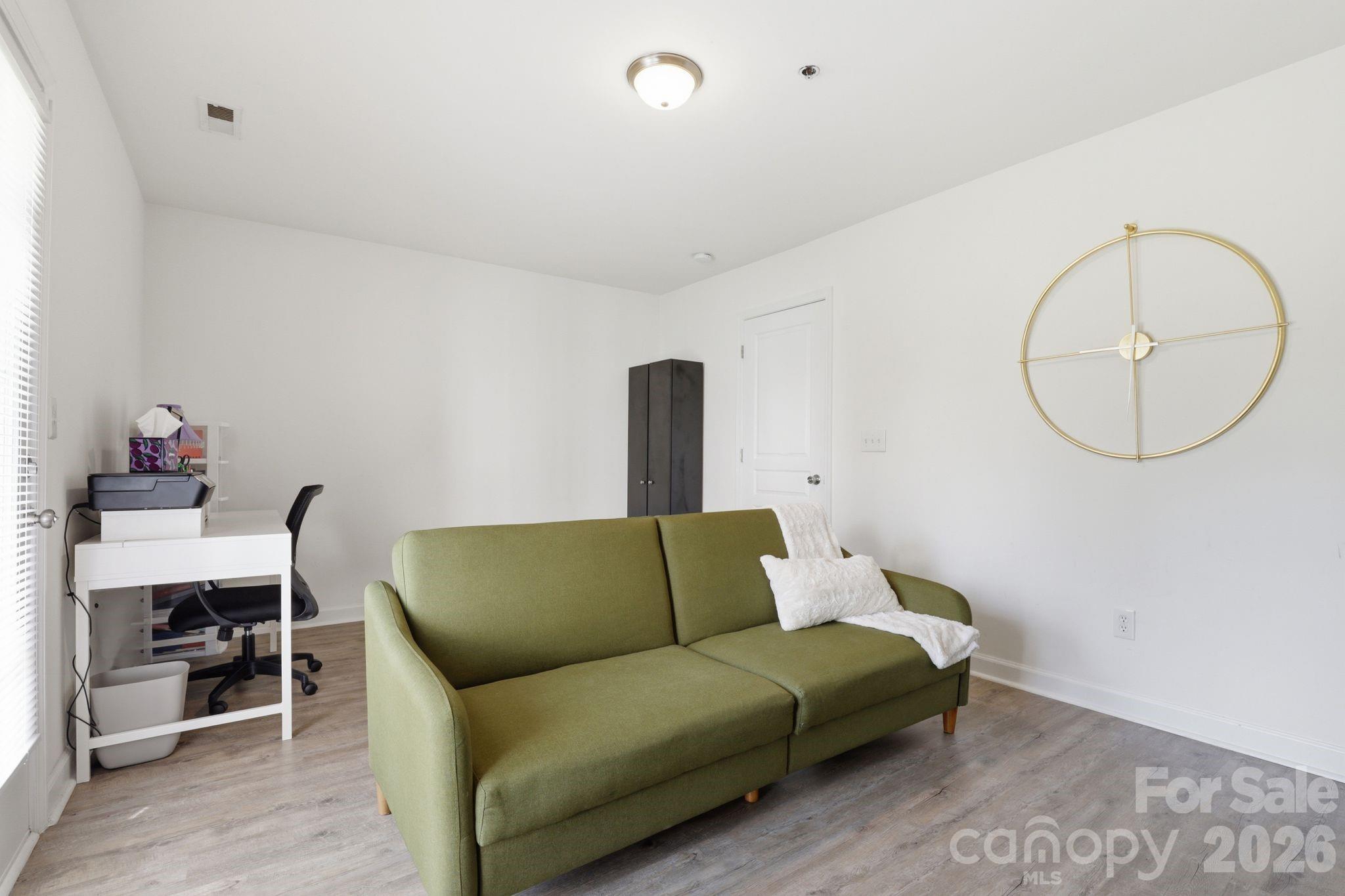 2814 Avalon Loop Road — Charlotte