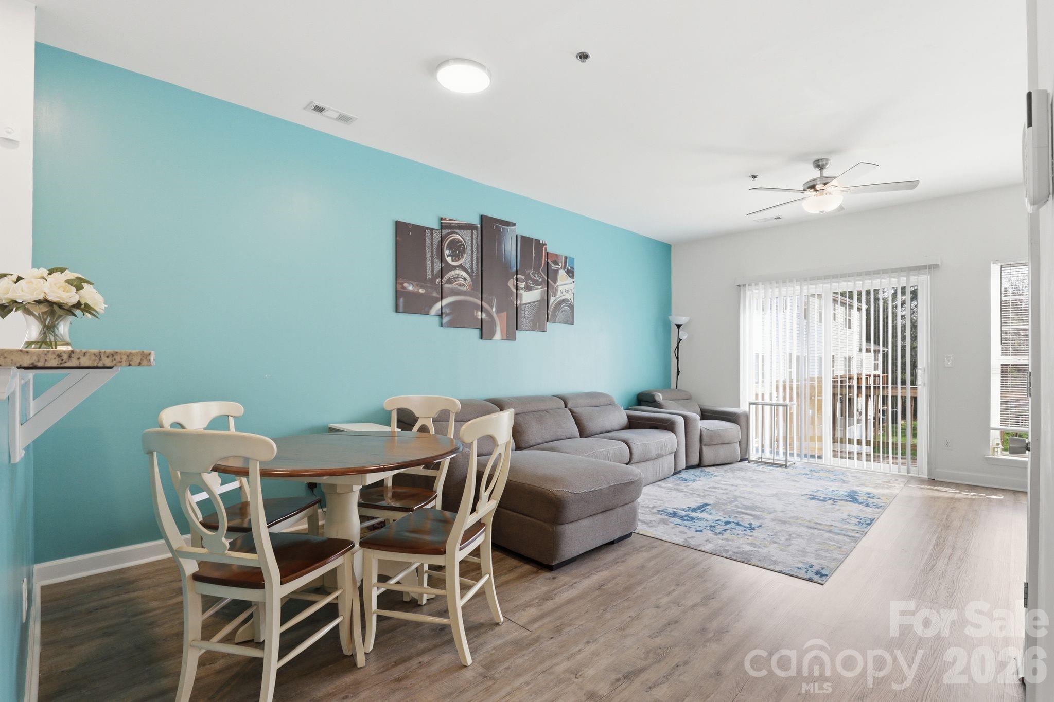 2814 Avalon Loop Road — Charlotte