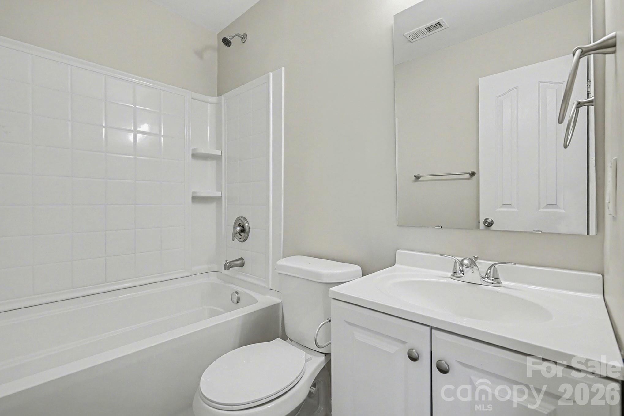 2418 S Cairns Mill Court — Charlotte