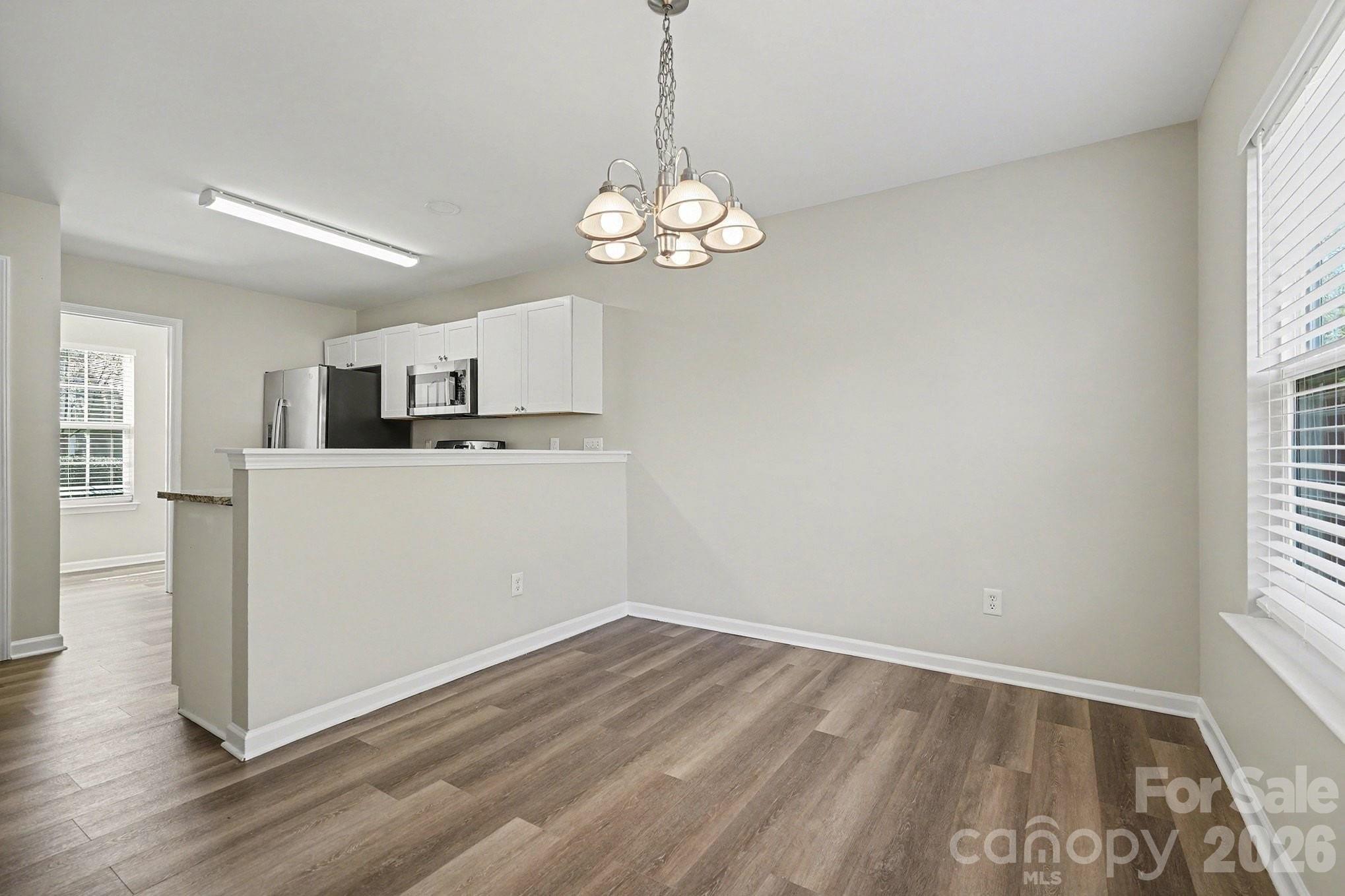 2418 S Cairns Mill Court — Charlotte