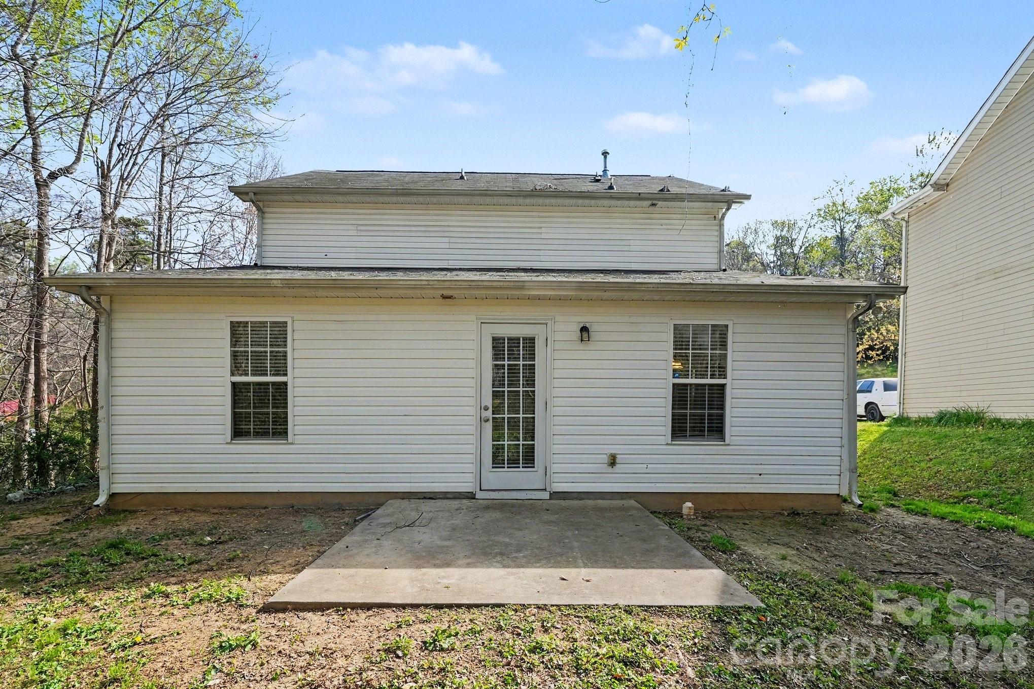 911 Valley Ridge Road — Charlotte
