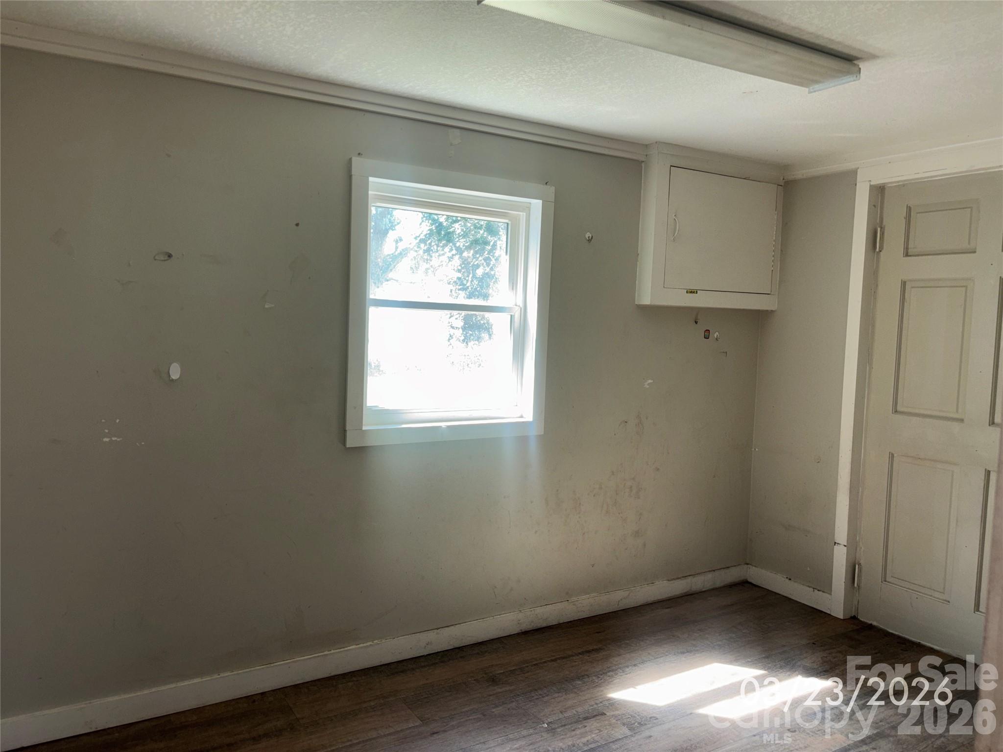 2618 32nd Avenue NE — Hickory