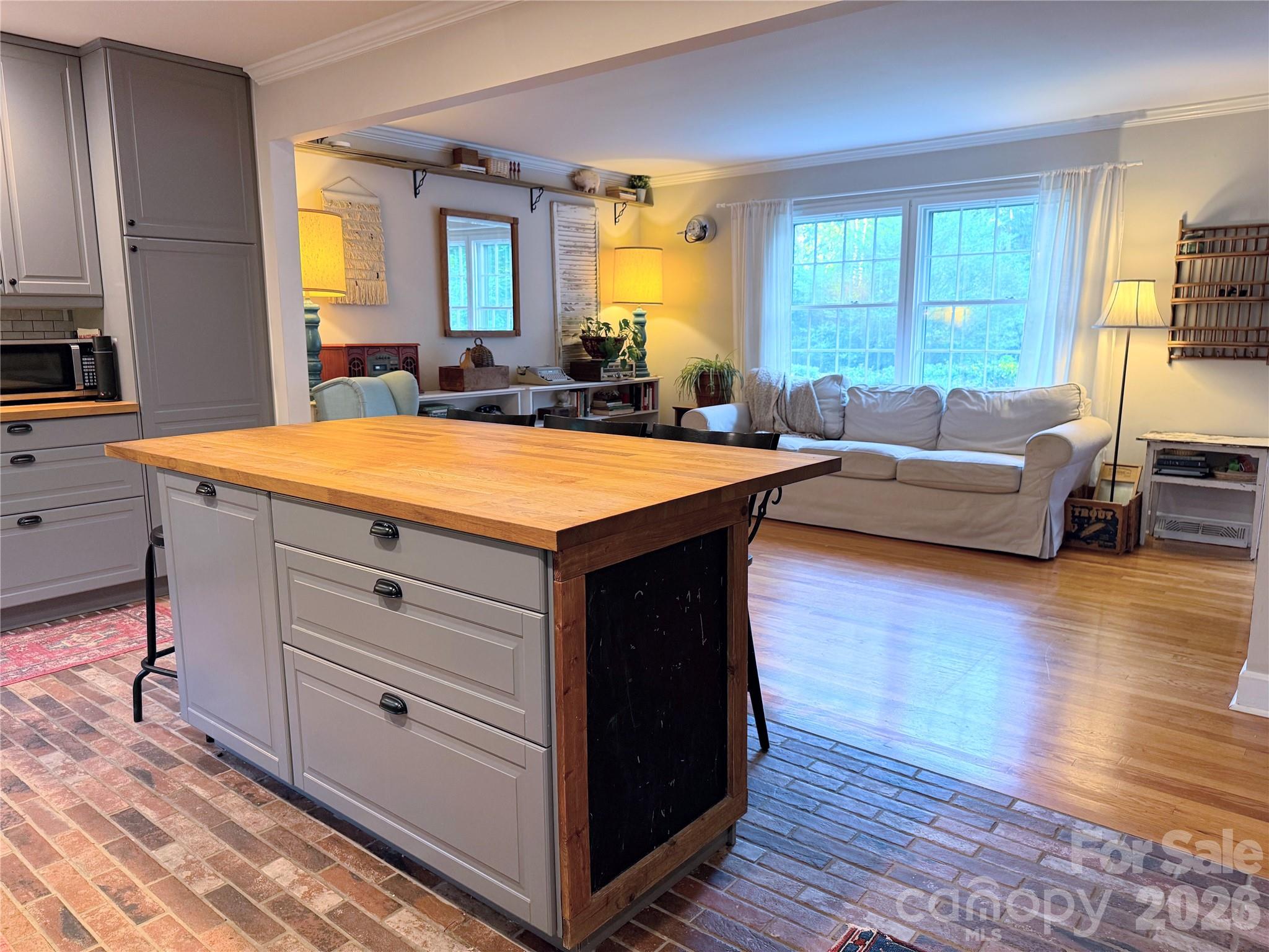 6701 Rugby Lane — Charlotte