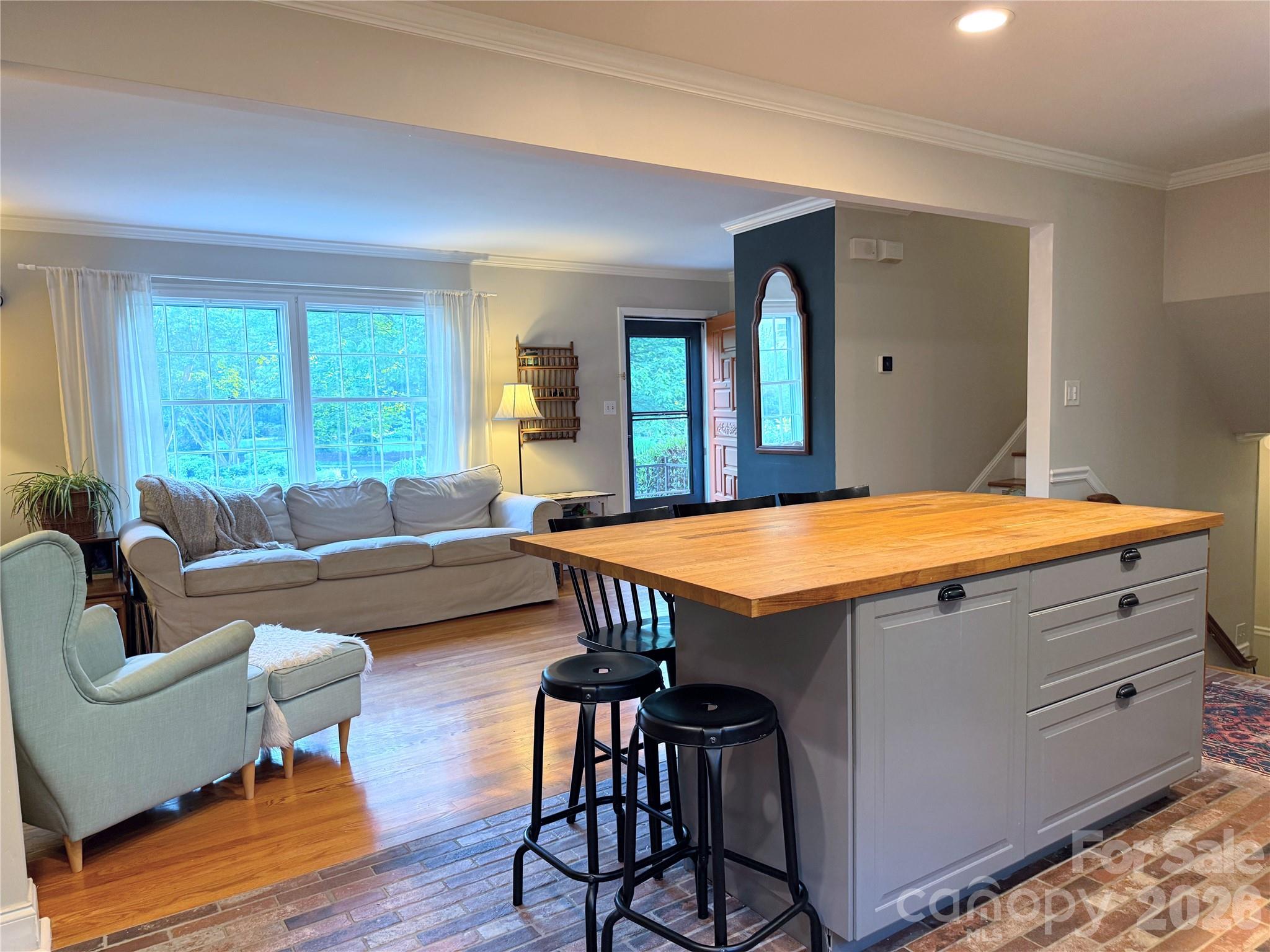 6701 Rugby Lane — Charlotte