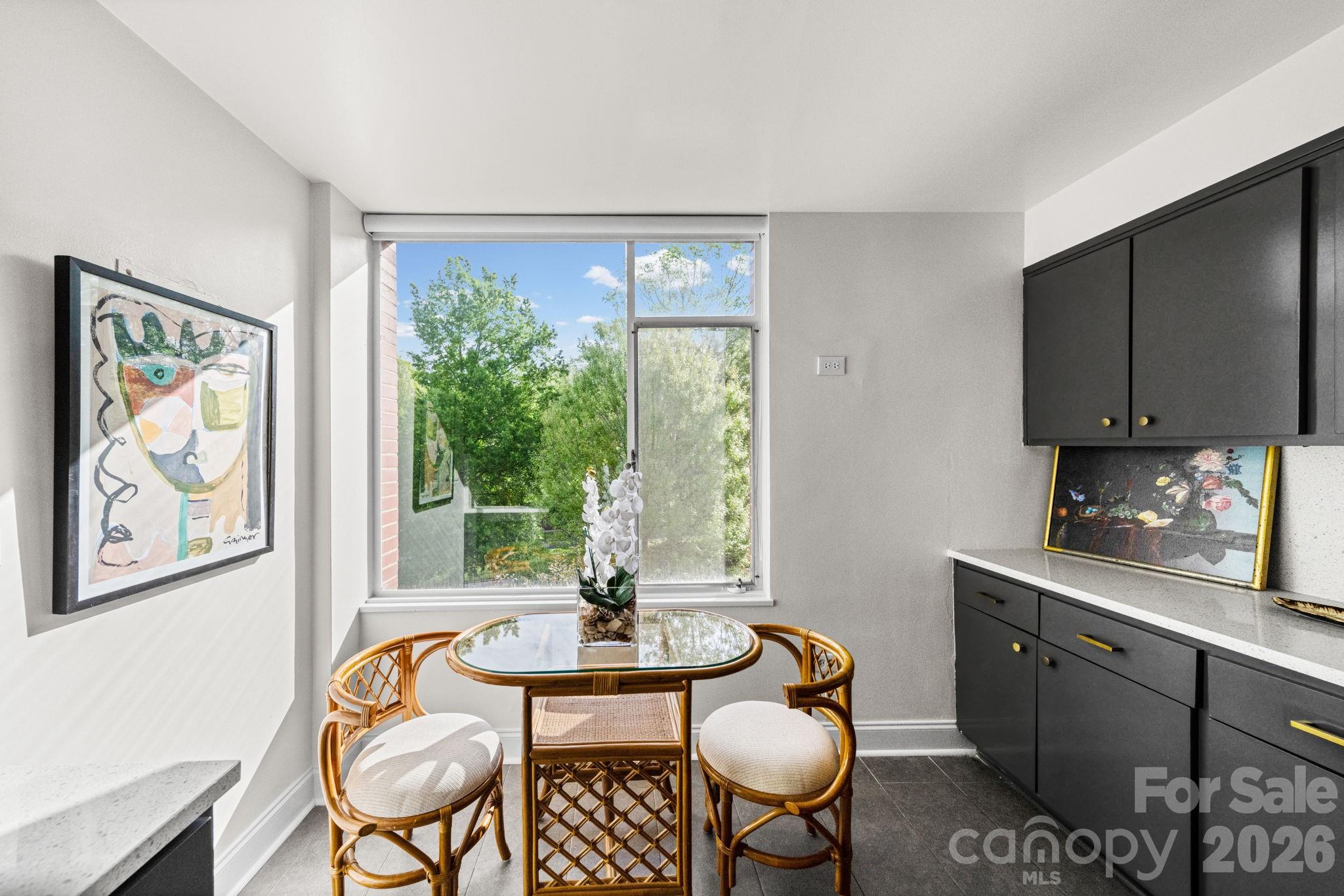1300 Queens Road #312 — Charlotte