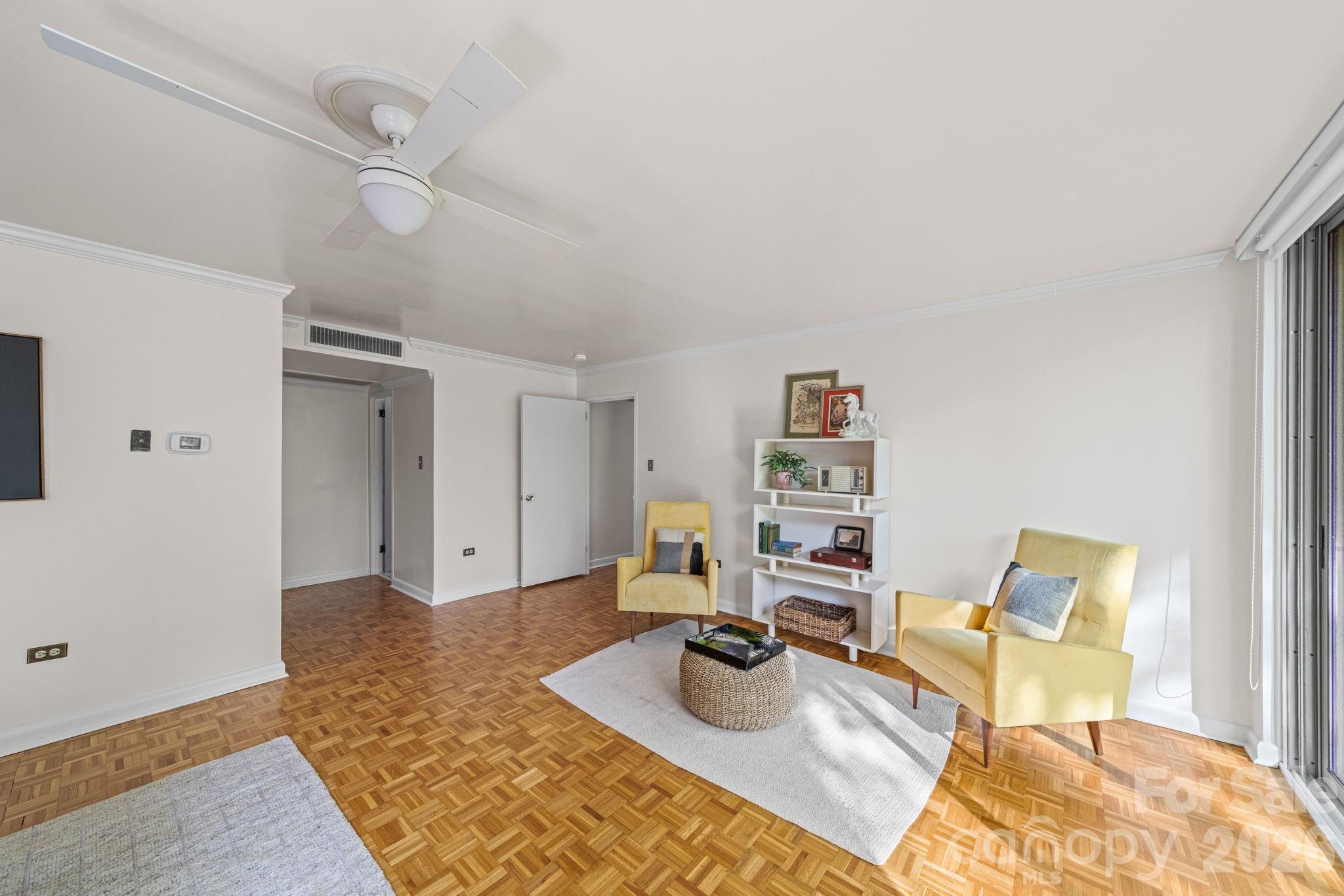 1300 Queens Road #312 — Charlotte