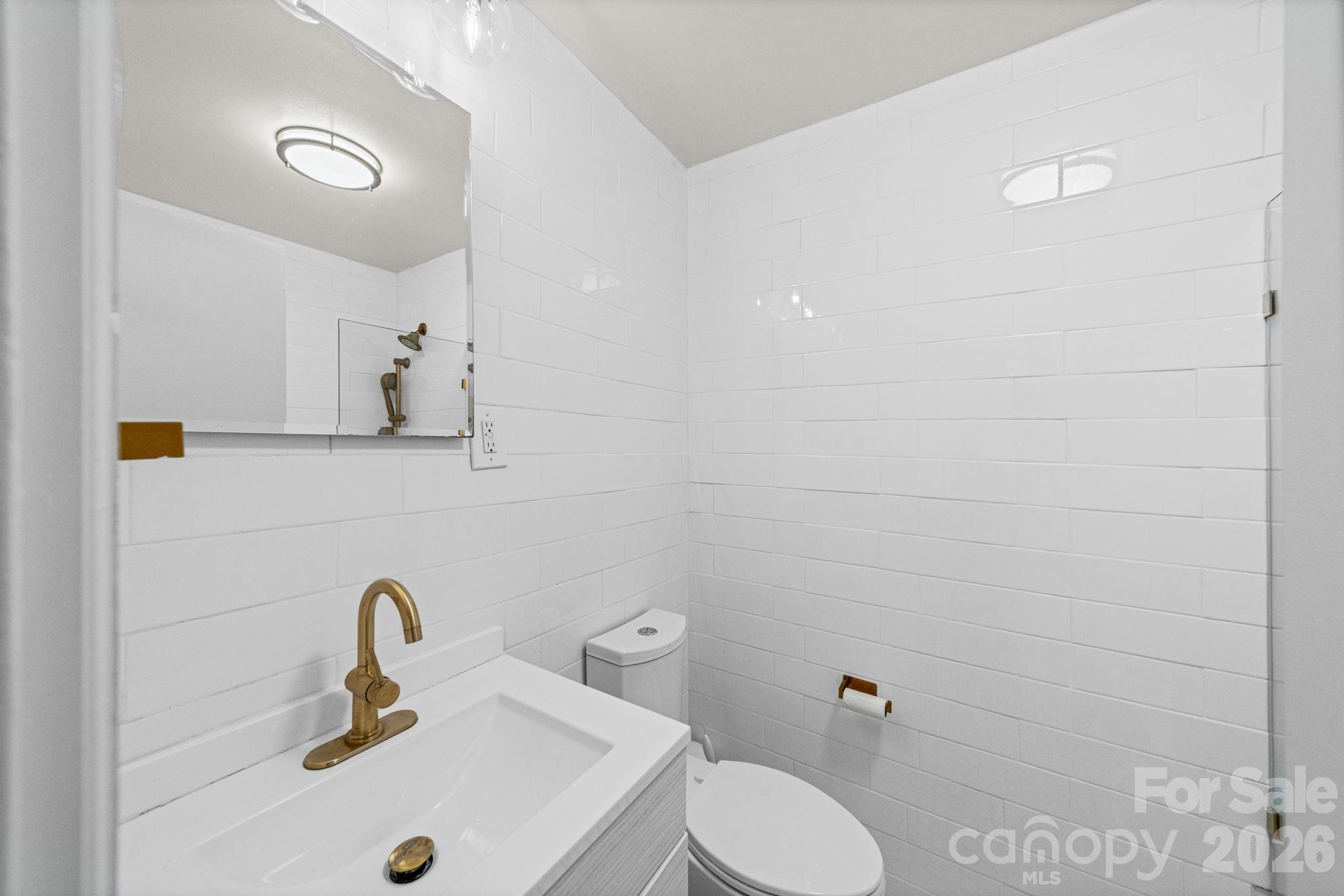 1300 Queens Road #312 — Charlotte
