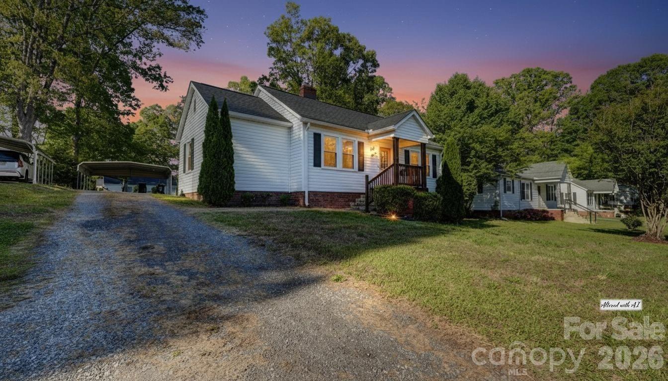 37 Oak Drive SW — Concord