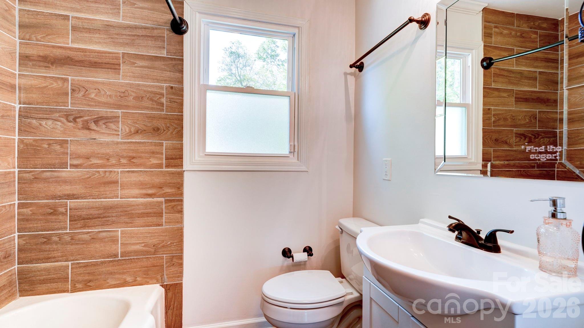37 Oak Drive SW — Concord