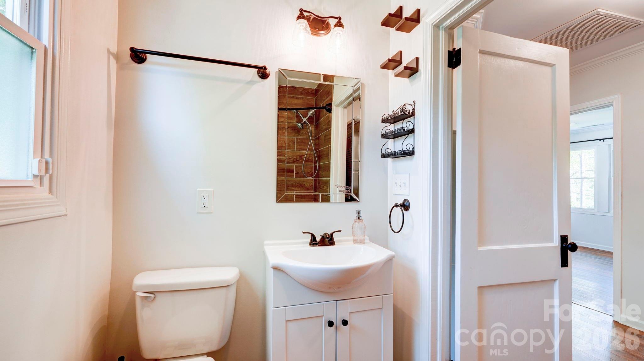 37 Oak Drive SW — Concord