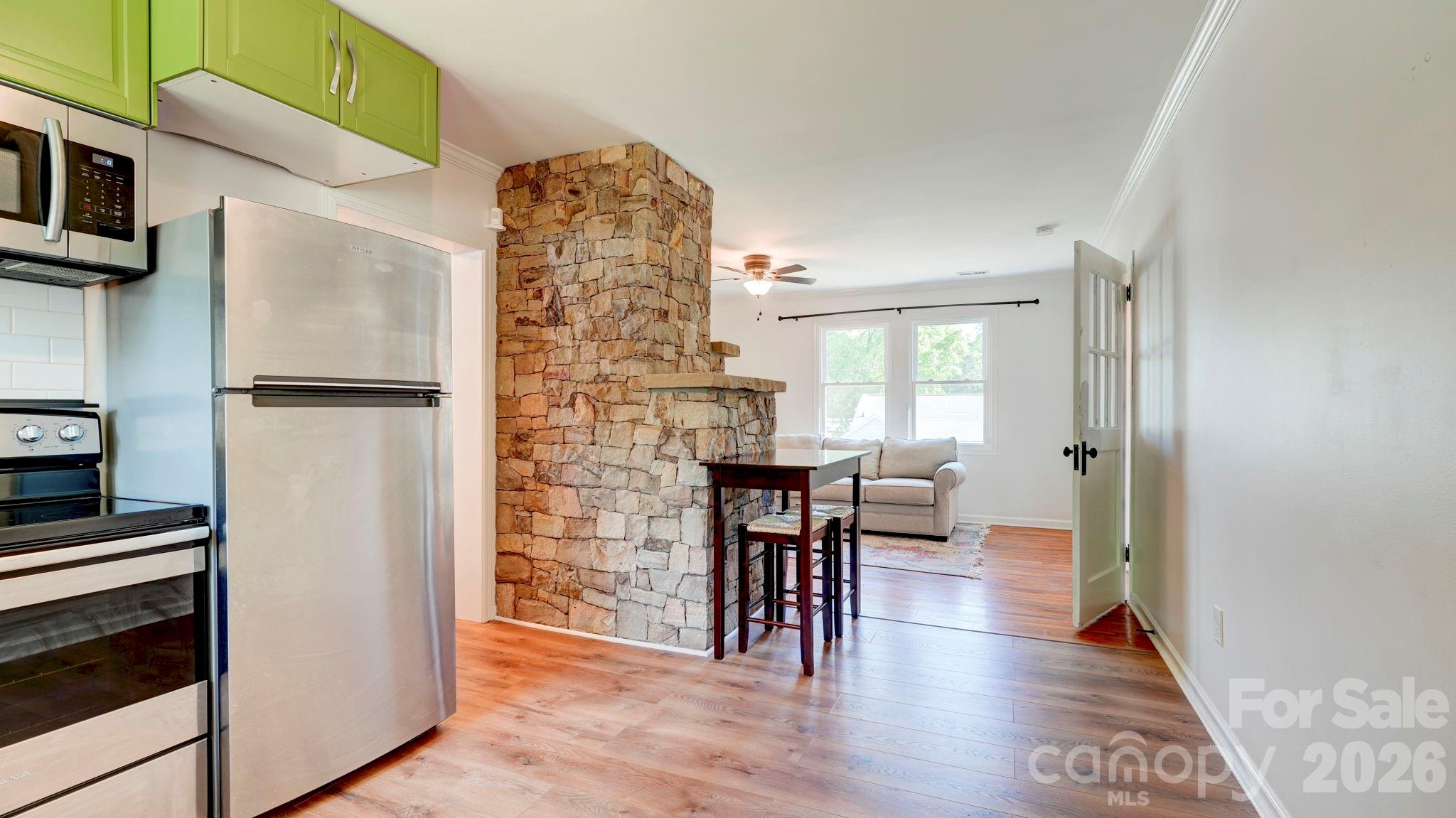 37 Oak Drive SW — Concord
