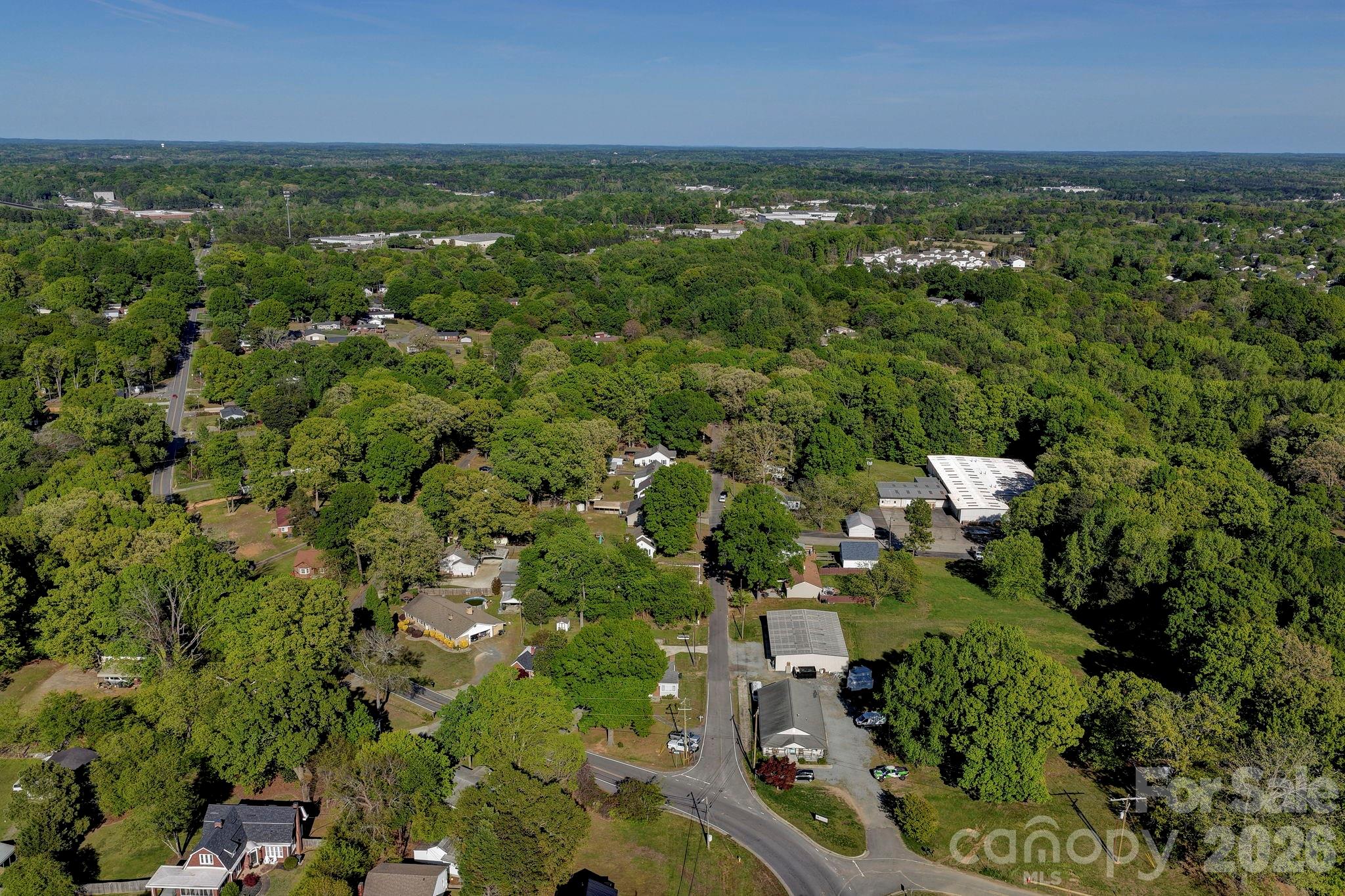 37 Oak Drive SW — Concord