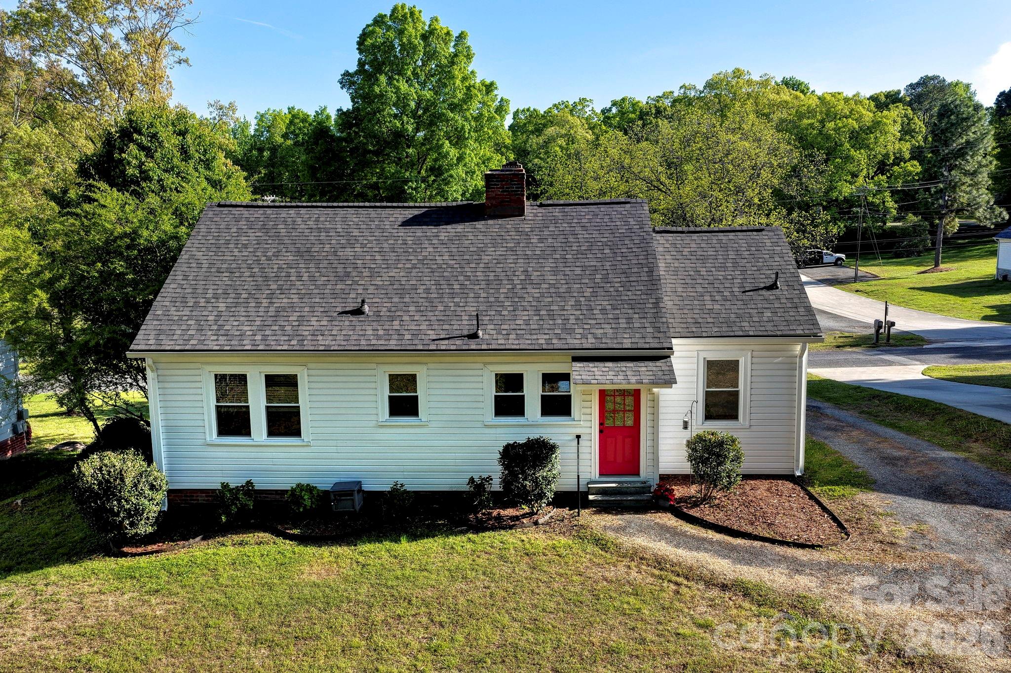 37 Oak Drive SW — Concord