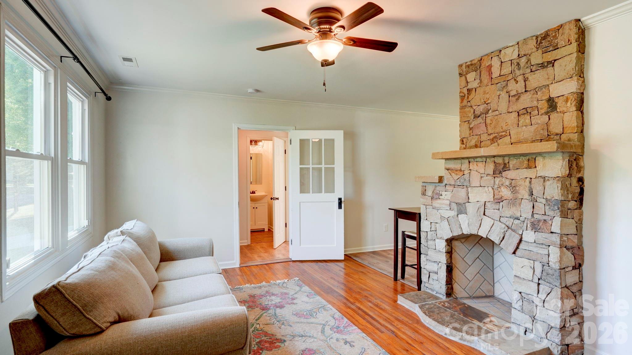 37 Oak Drive SW — Concord