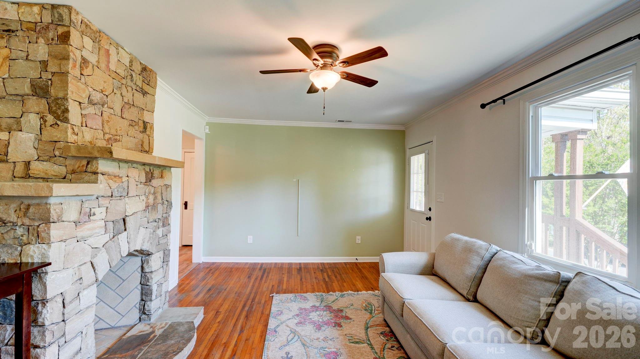 37 Oak Drive SW — Concord