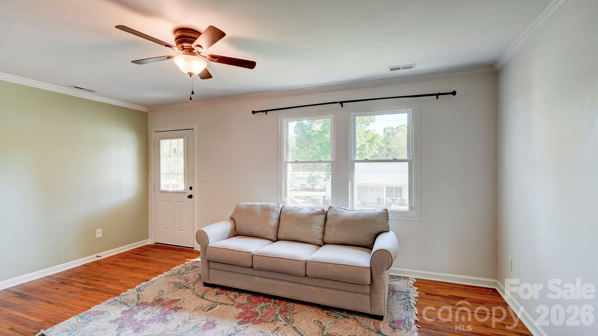 37 Oak Drive SW — Concord