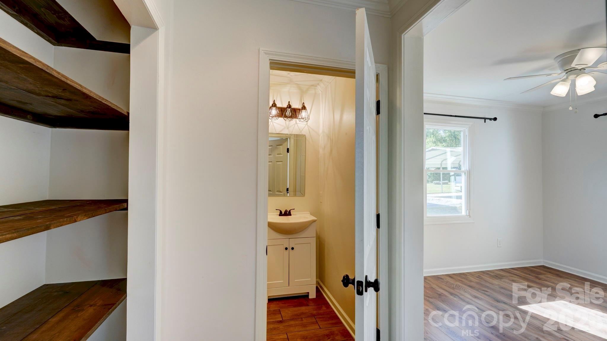 37 Oak Drive SW — Concord