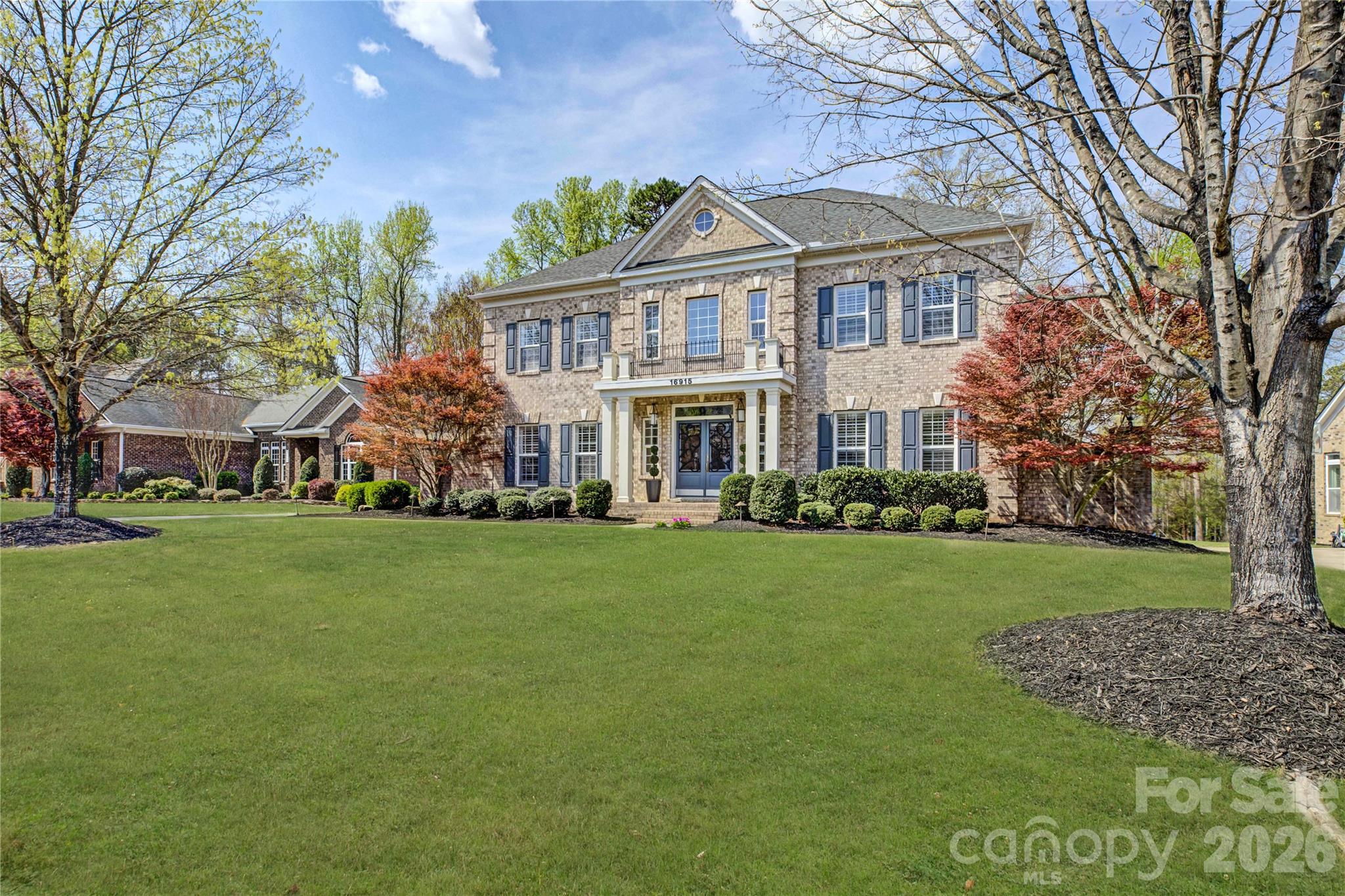 16915 Turtle Point Road — Charlotte