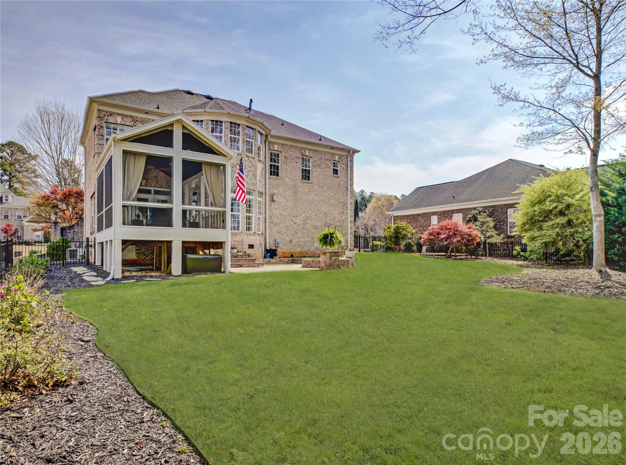 16915 Turtle Point Road — Charlotte