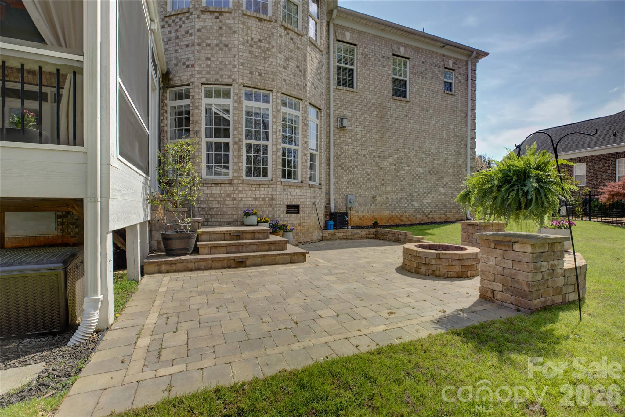 16915 Turtle Point Road — Charlotte