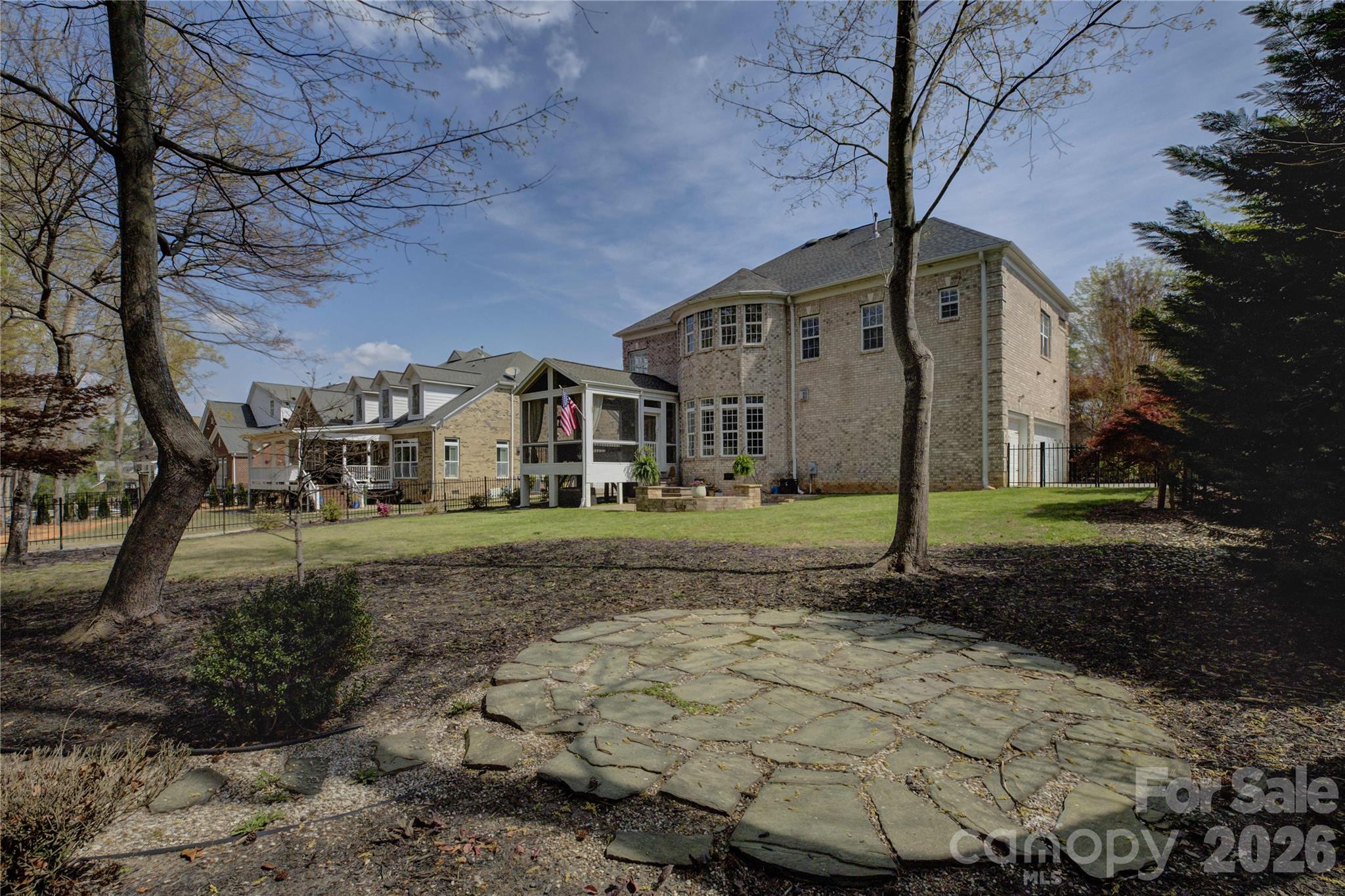 16915 Turtle Point Road — Charlotte