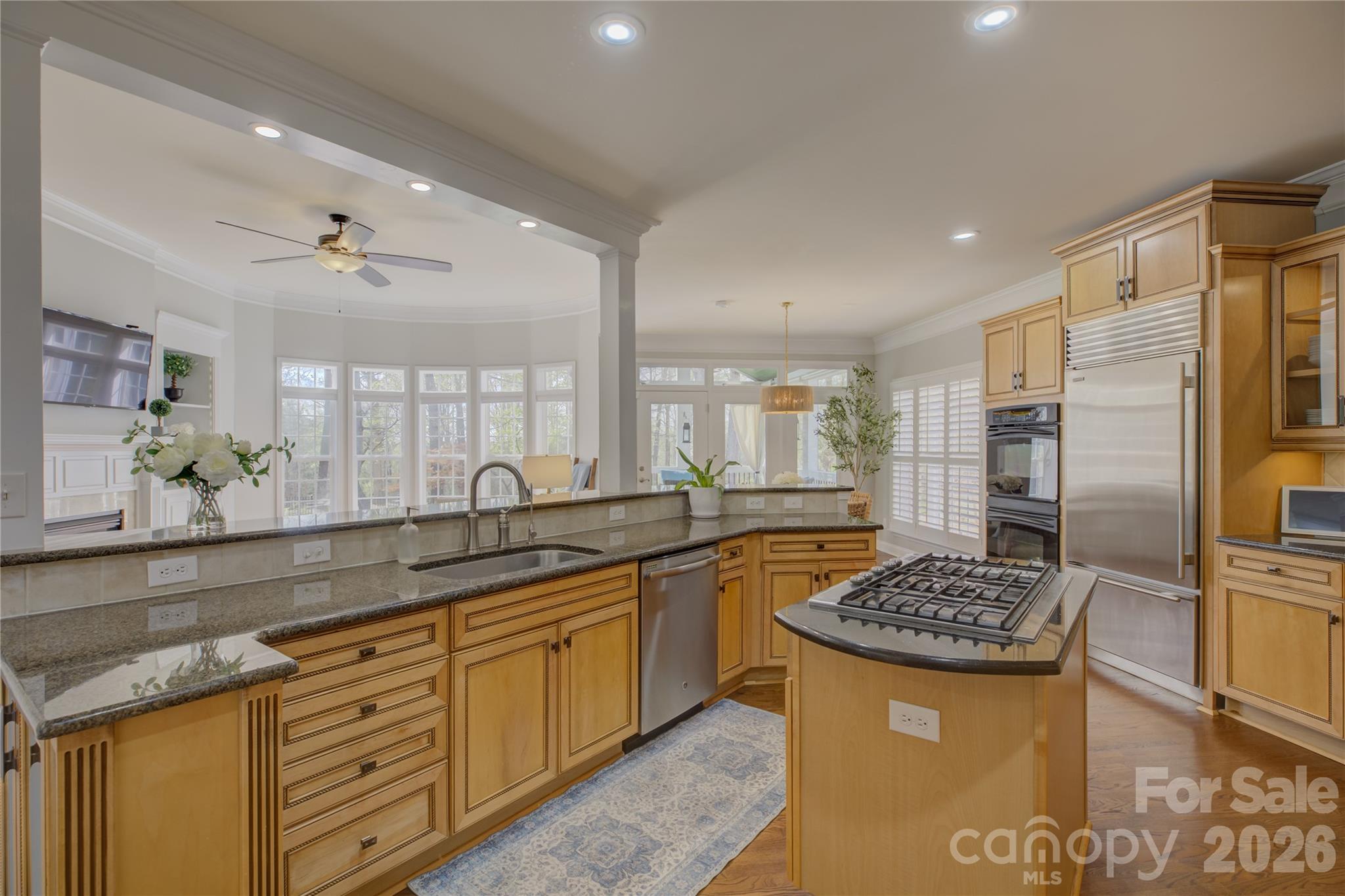 16915 Turtle Point Road — Charlotte