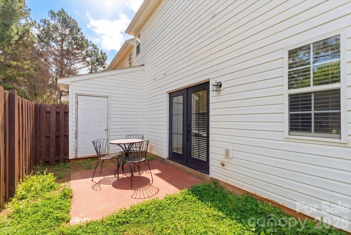 6475 Saint Bernard Way — Charlotte