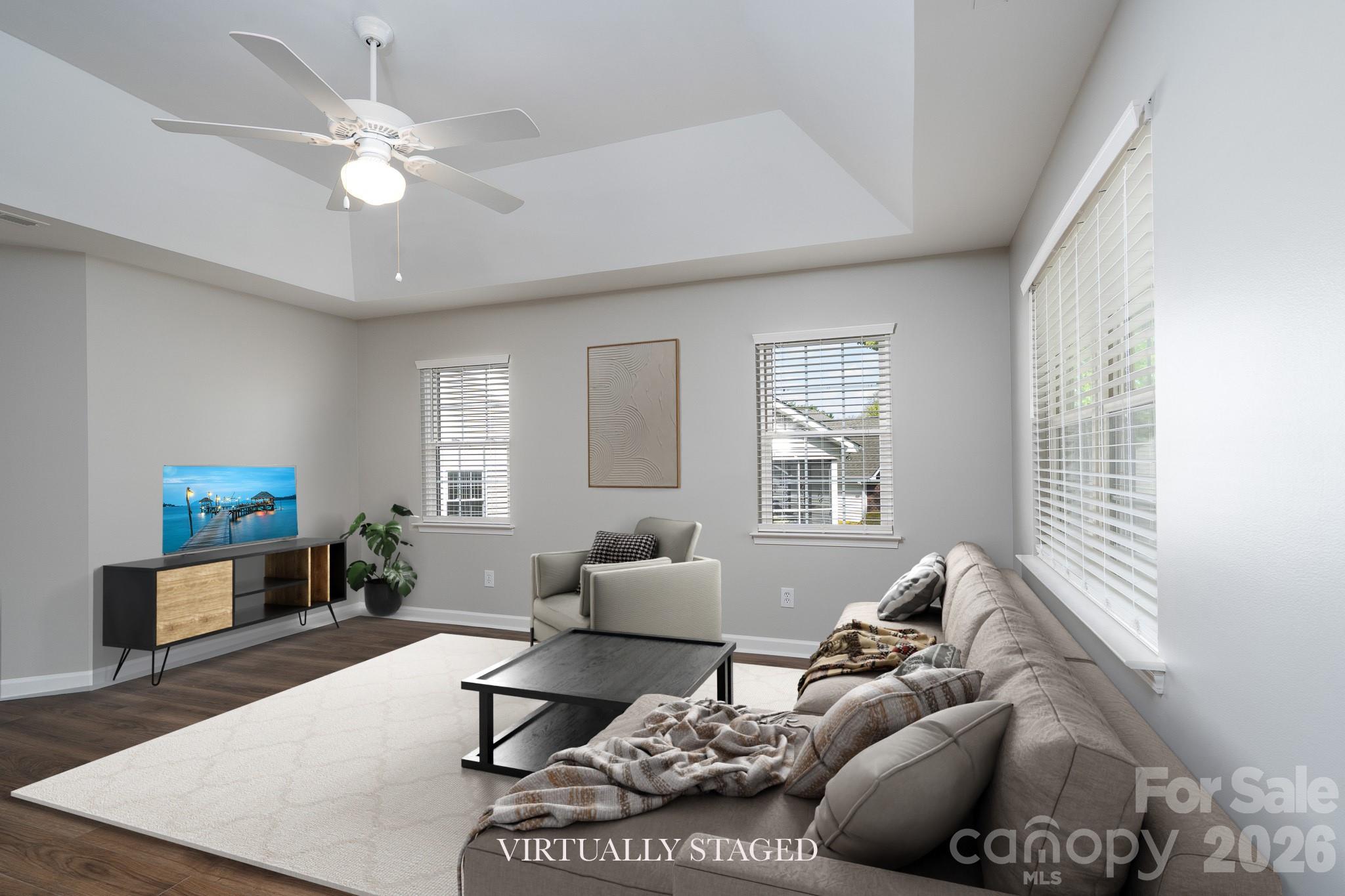 102 KESWICK Lane — Mooresville