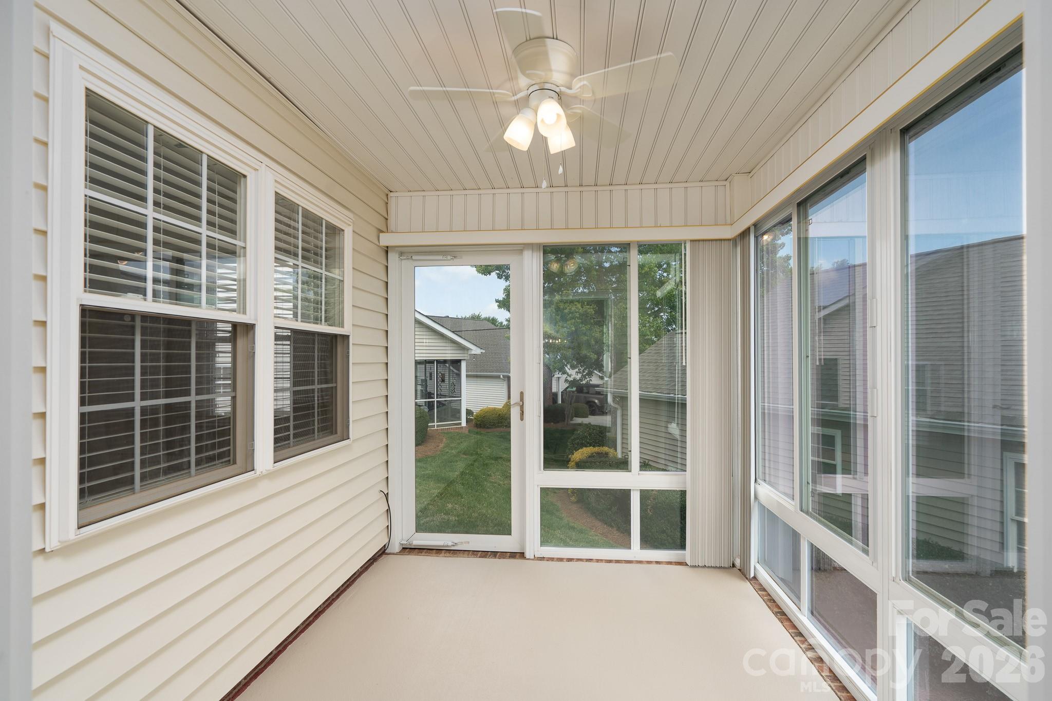 102 KESWICK Lane — Mooresville