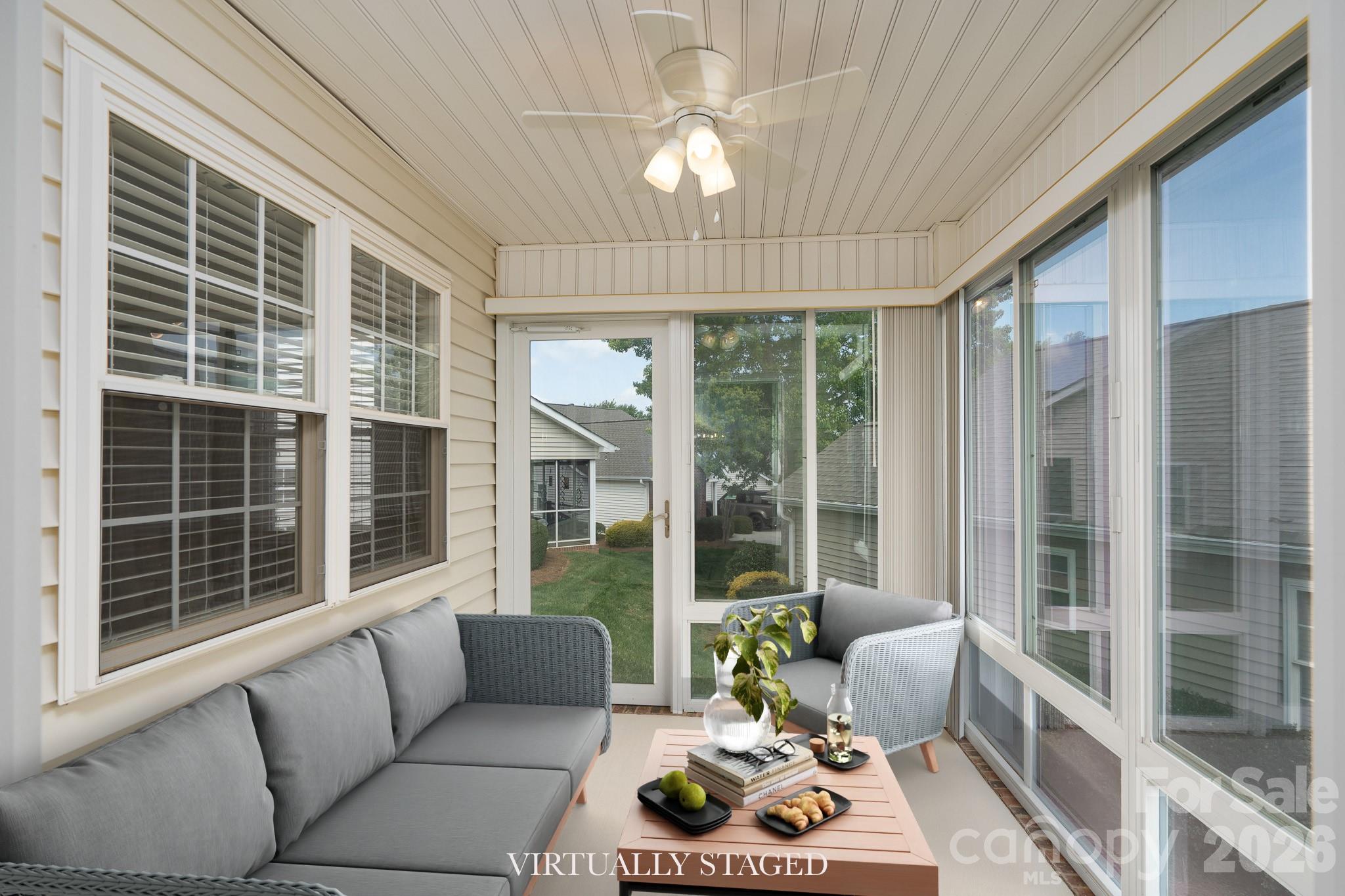 102 KESWICK Lane — Mooresville