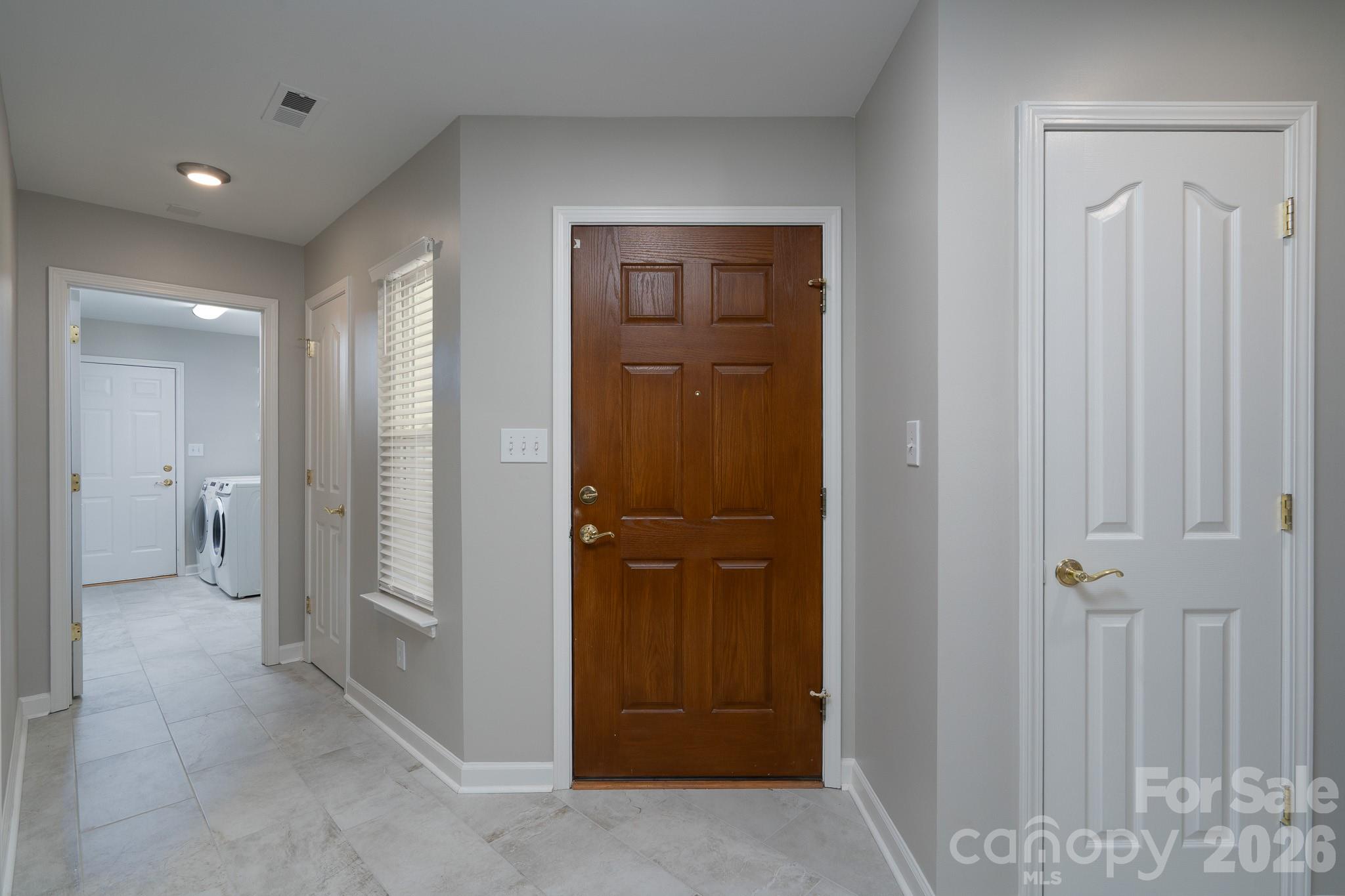 102 KESWICK Lane — Mooresville