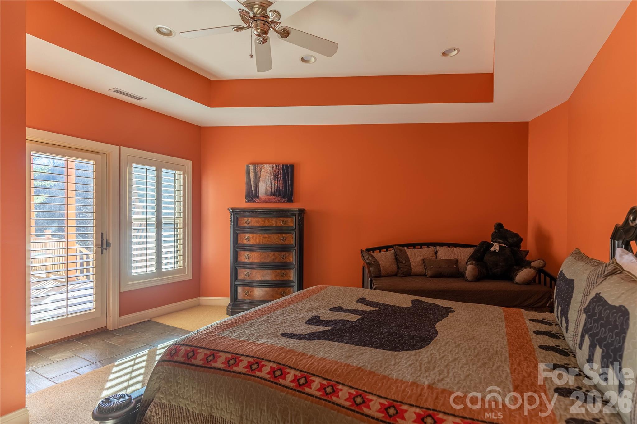 446 Windridge Drive — Sugar Grove