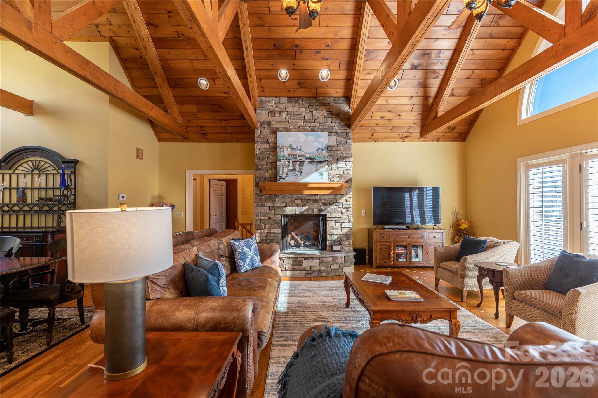 446 Windridge Drive — Sugar Grove