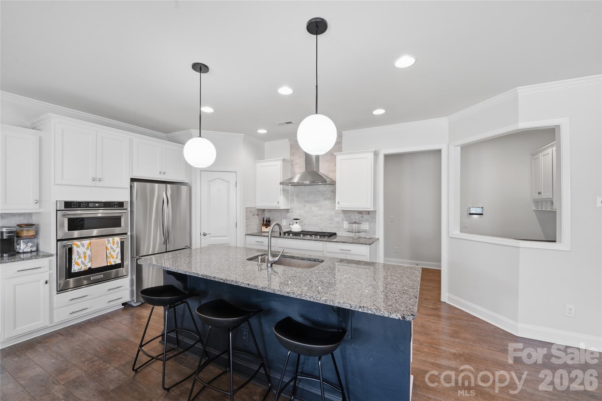 10511 Honeyfur Court — Charlotte