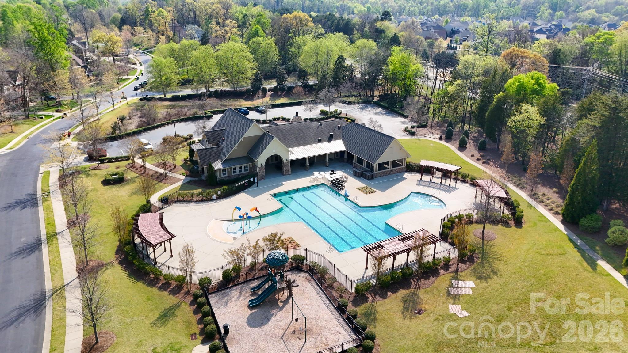 10511 Honeyfur Court — Charlotte