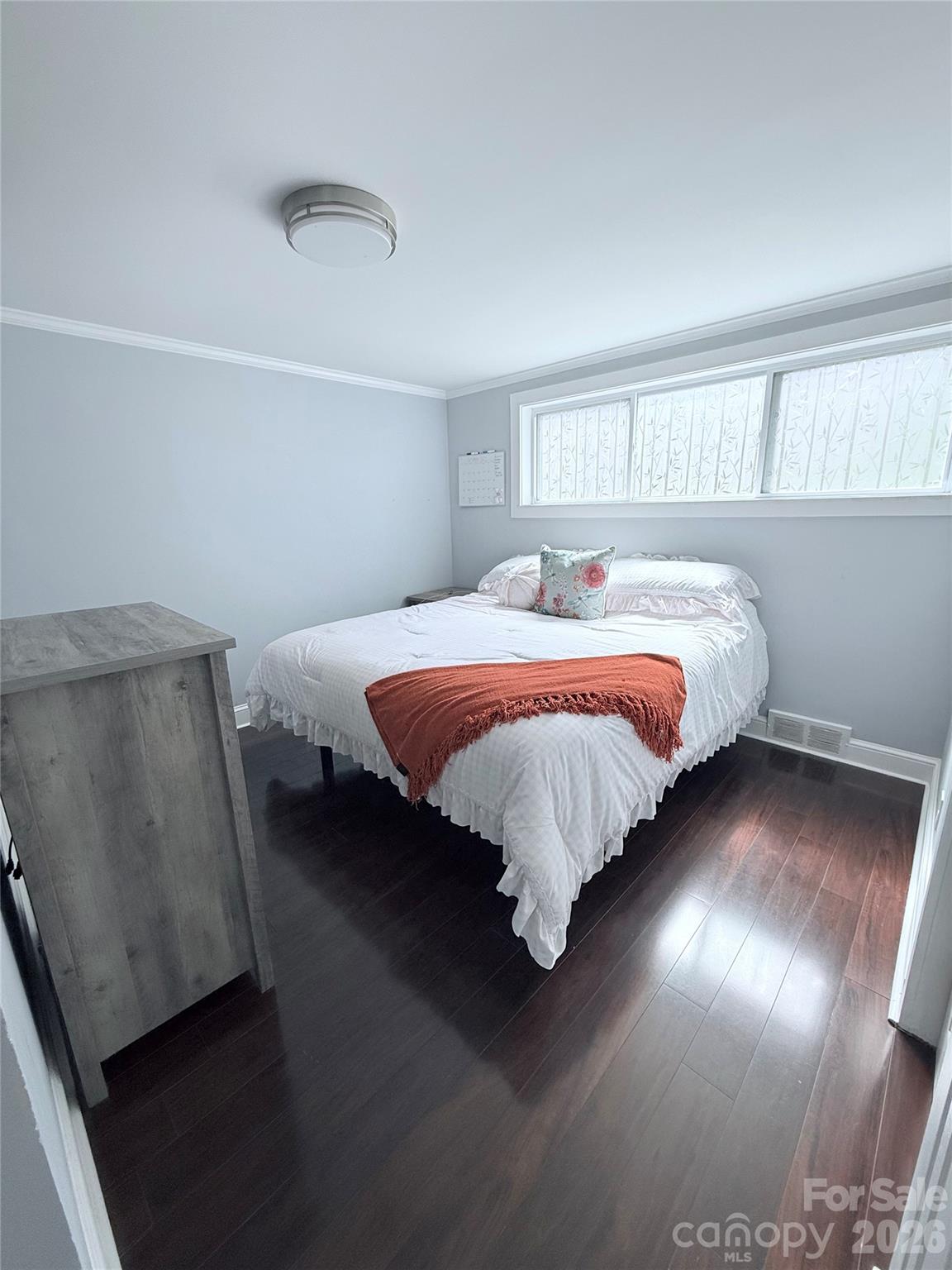 3743 Crosland Road — Winston Salem