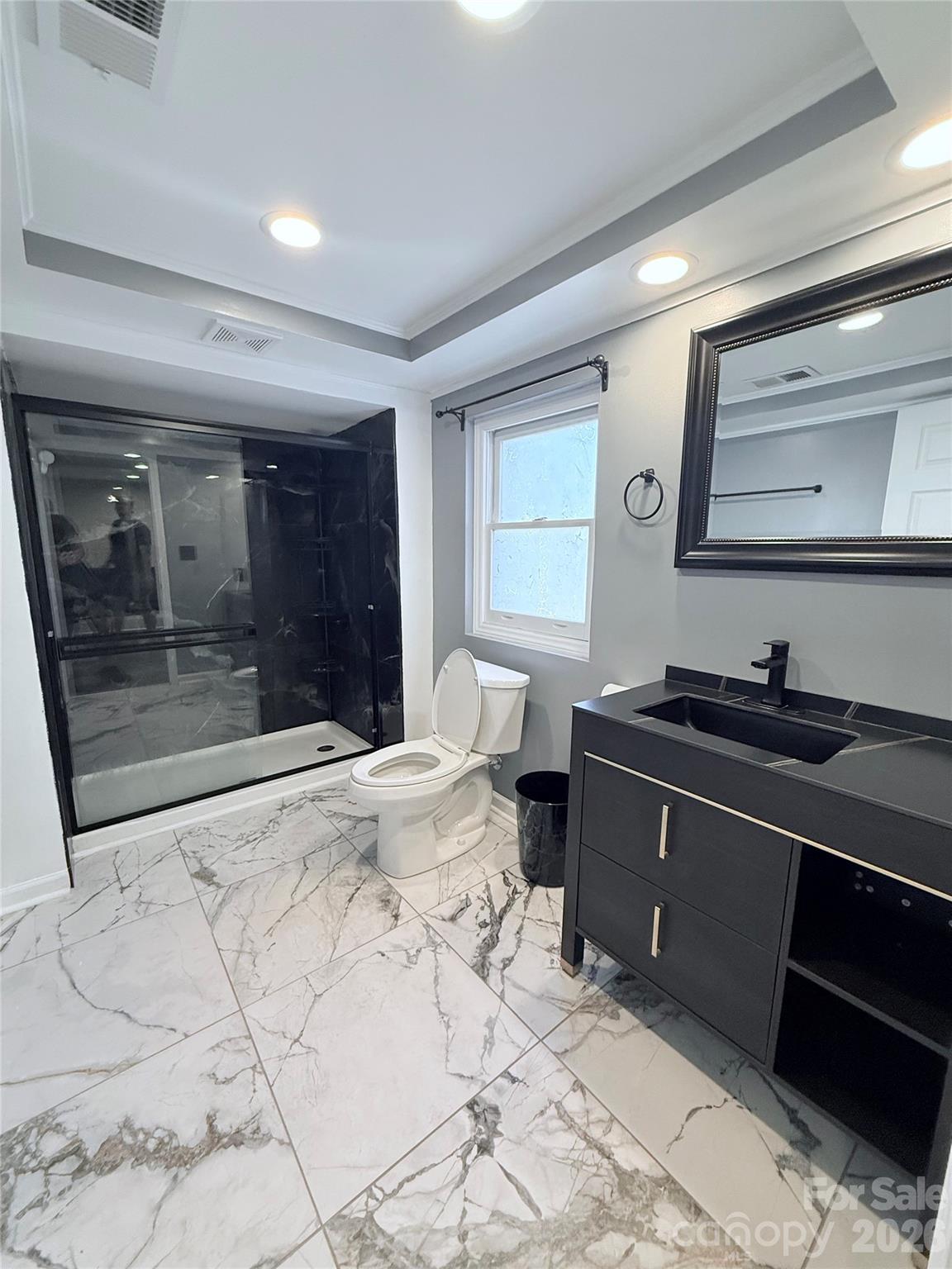 3743 Crosland Road — Winston Salem