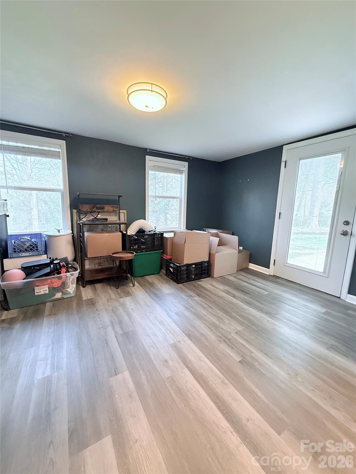 3743 Crosland Road — Winston Salem