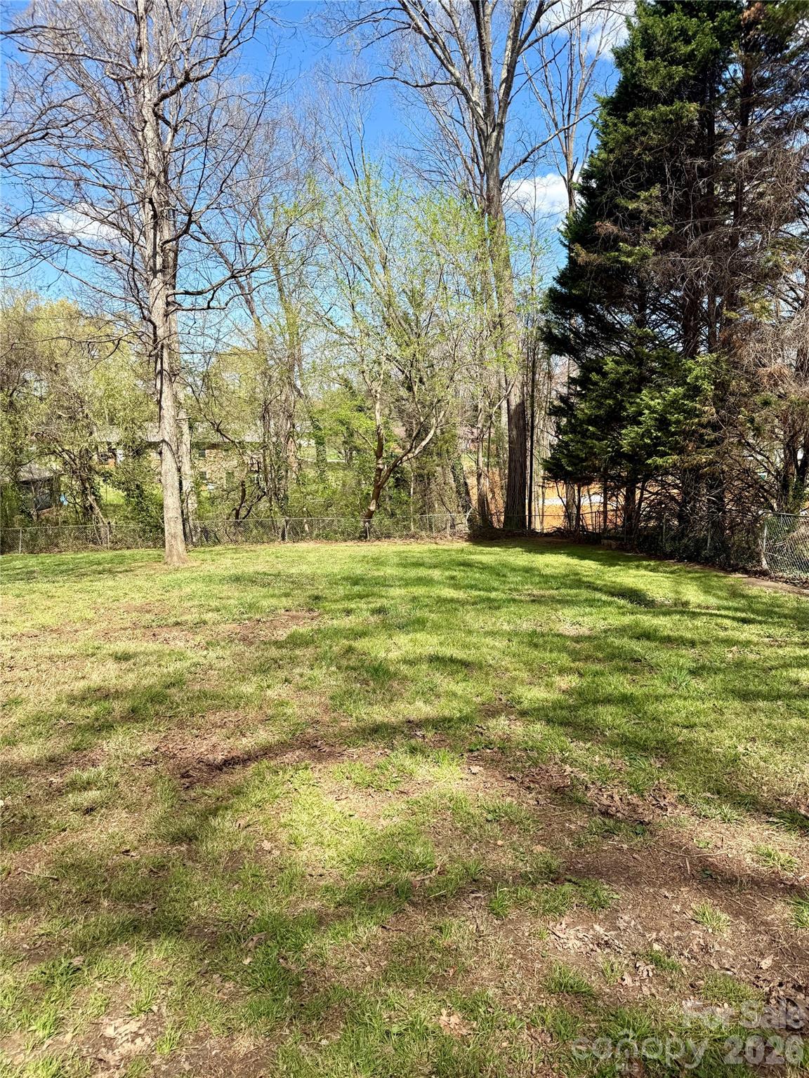 3743 Crosland Road — Winston Salem