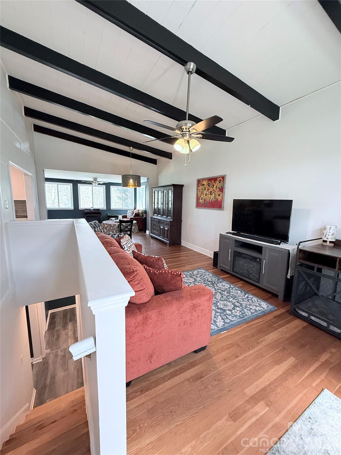 3743 Crosland Road — Winston Salem
